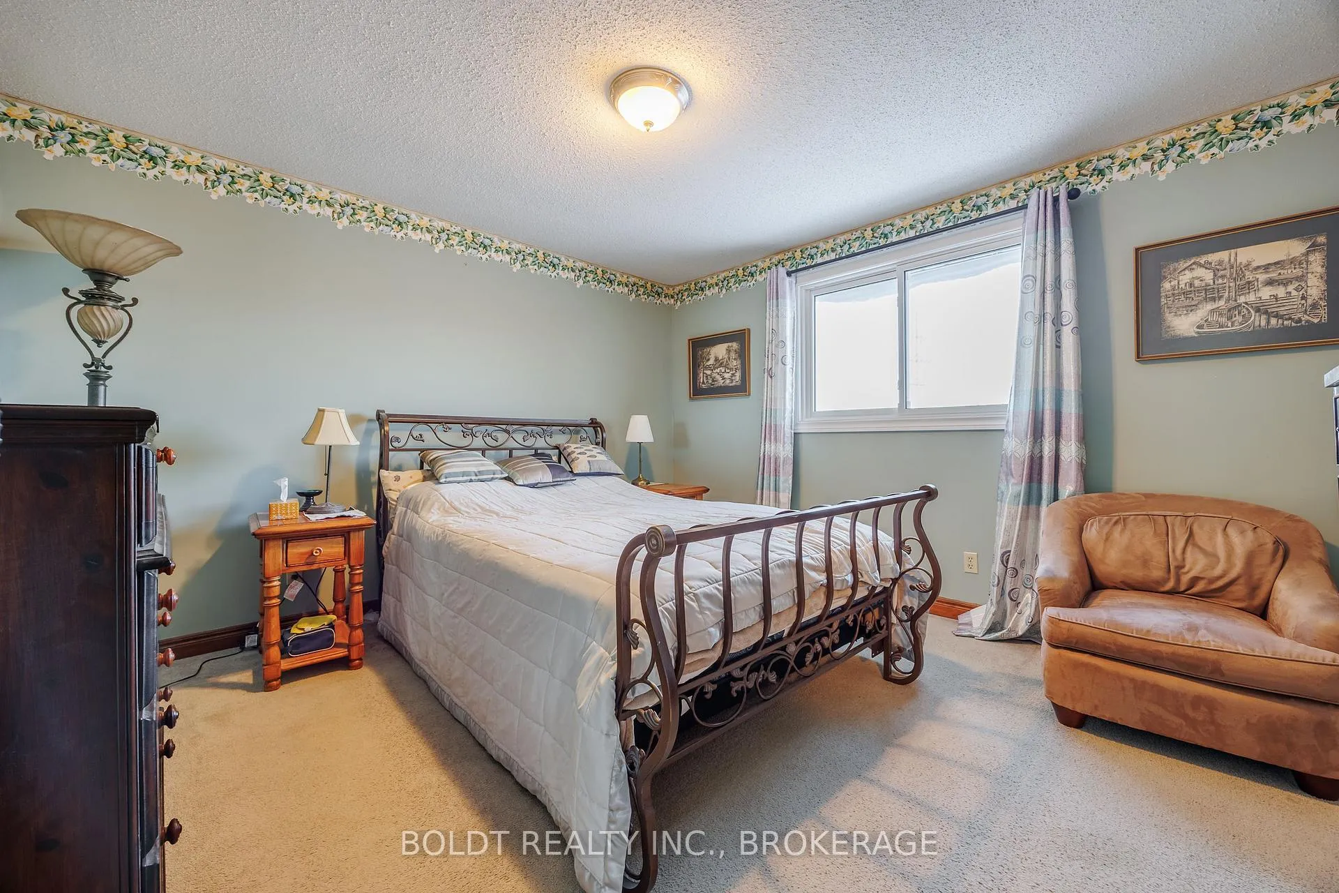 Photo 11 of 6 Stephenson Court, Thorold, Allanburg/Thorold South — HOMEH