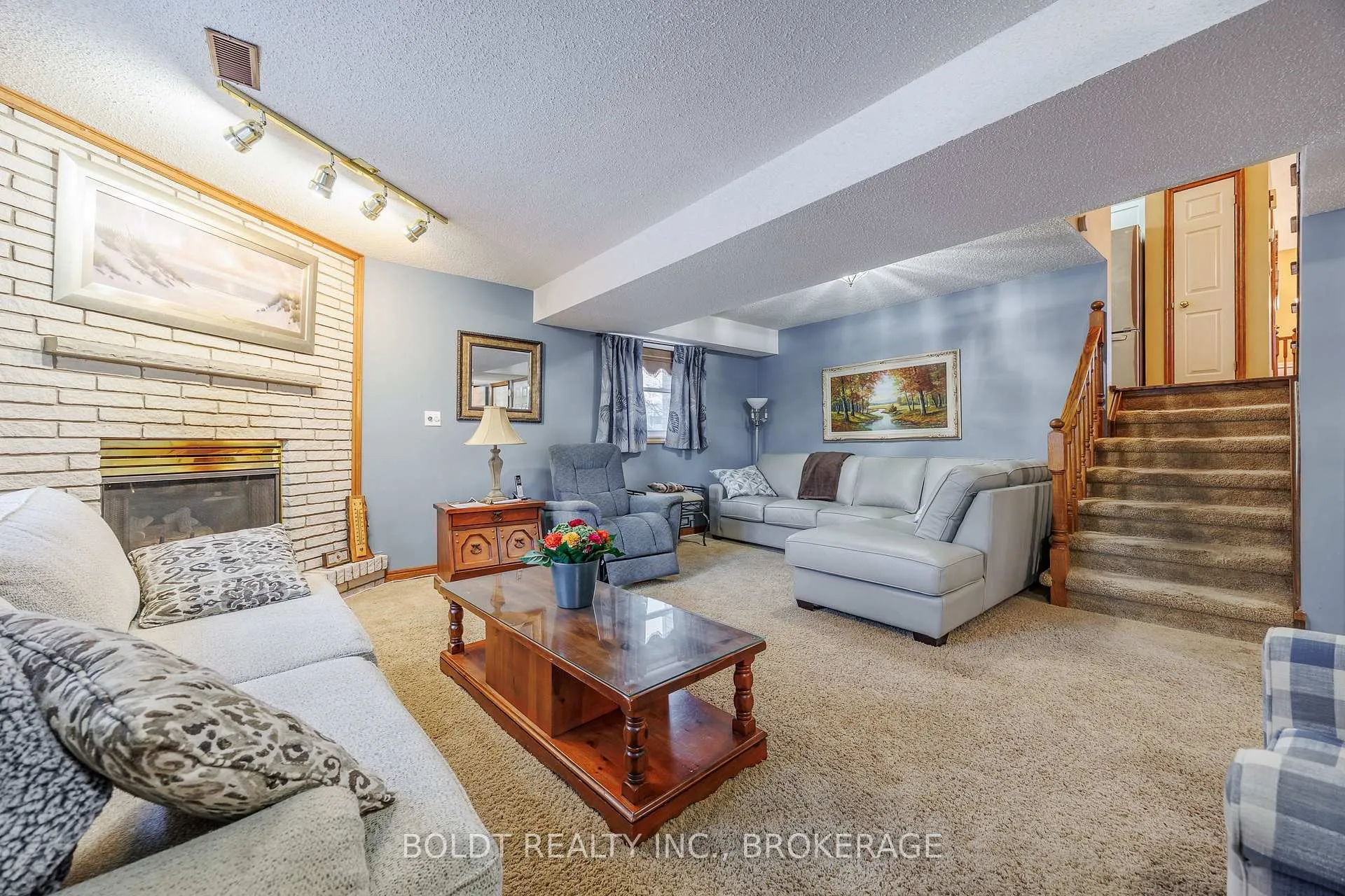 Photo 18 of 6 Stephenson Court, Thorold, Allanburg/Thorold South — HOMEH