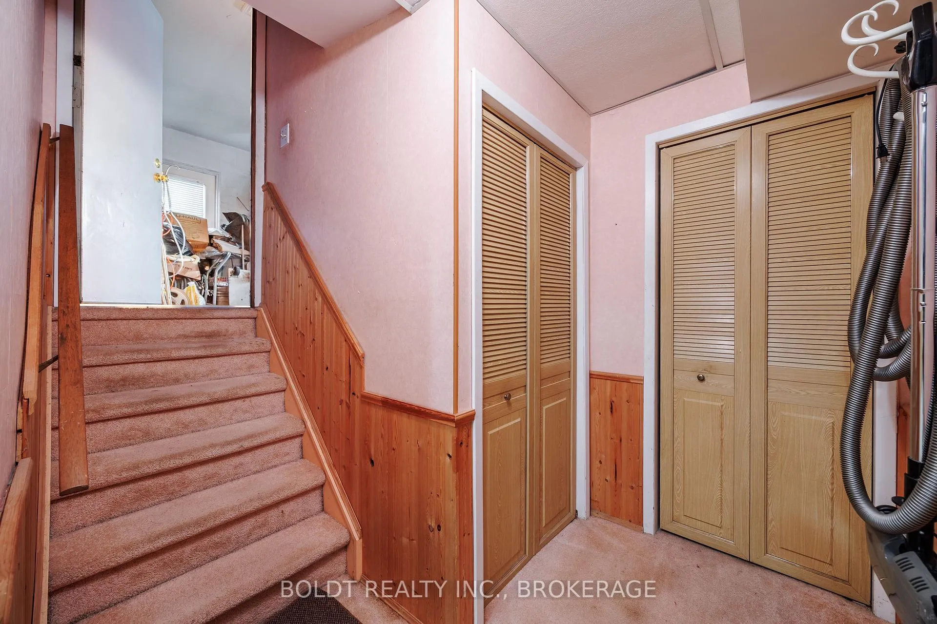 Photo 25 of 6 Stephenson Court, Thorold, Allanburg/Thorold South — HOMEH