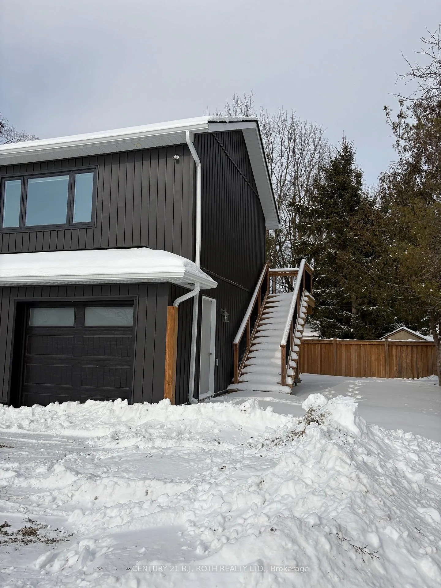 Photo 23 of 150 Nelson Street E, New Tecumseth, Alliston — HOMEH