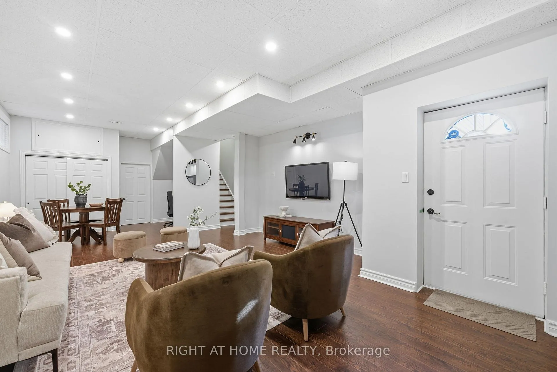 Photo 35 of 628 Marksbury Road, Pickering, West Shore — HOMEH