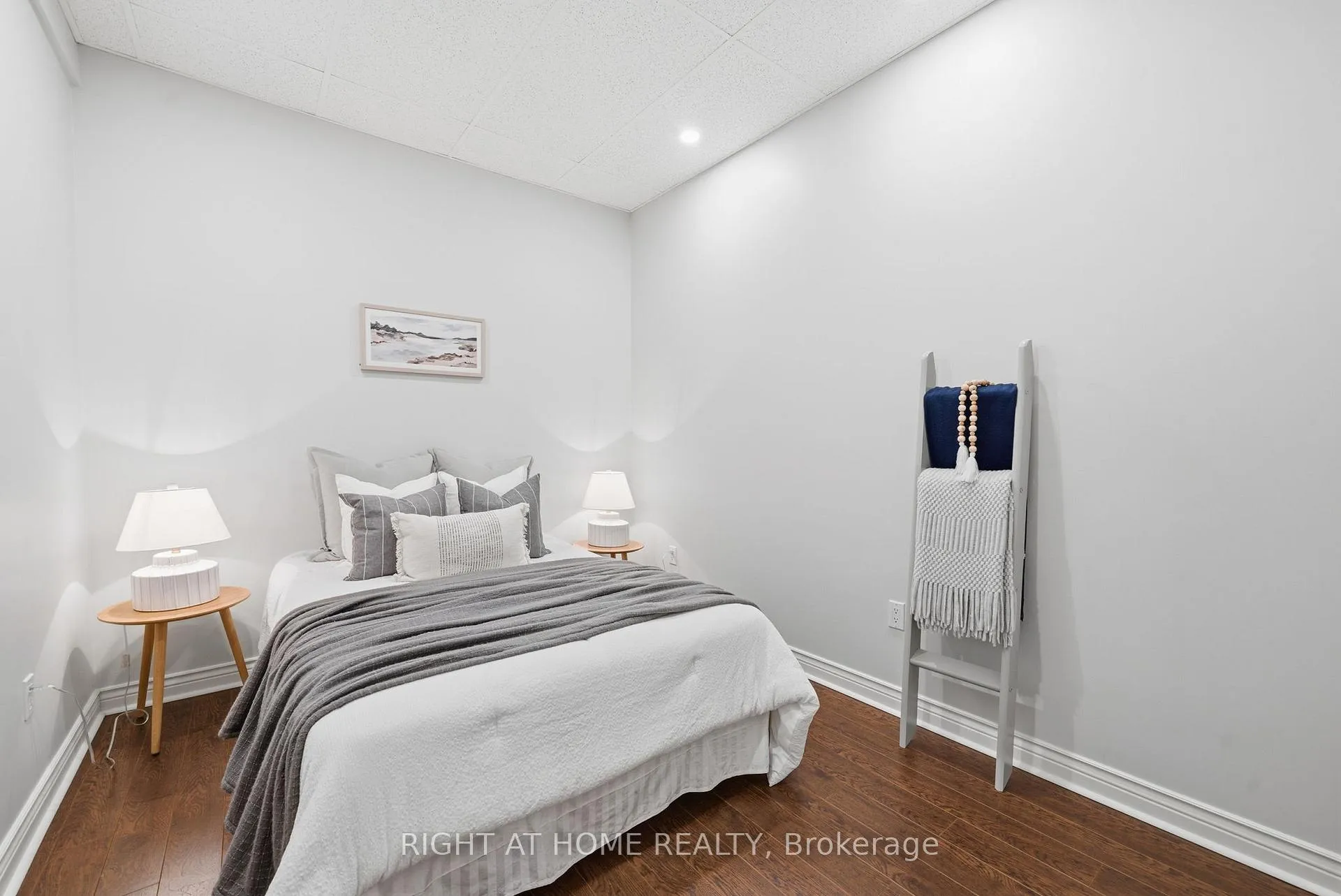 Photo 37 of 628 Marksbury Road, Pickering, West Shore — HOMEH