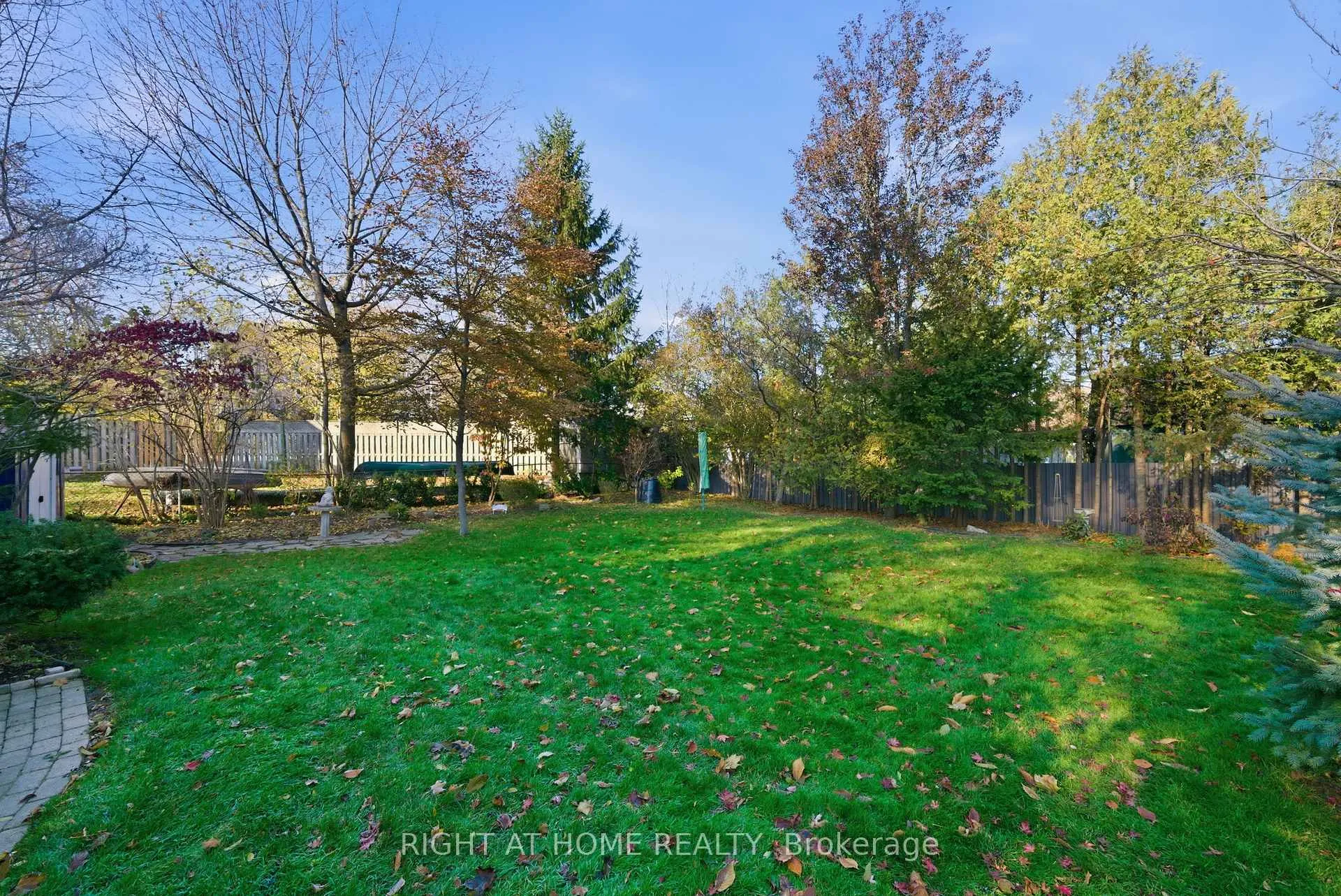 Photo 47 of 628 Marksbury Road, Pickering, West Shore — HOMEH
