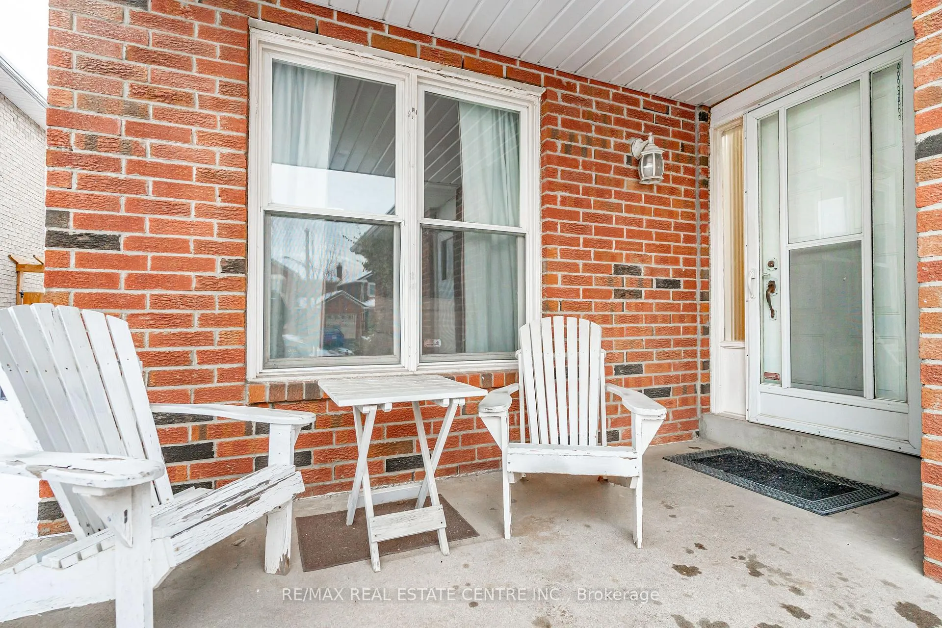 Photo 5 of 40 Cranmore Court, Brampton, Heart Lake West — HOMEH