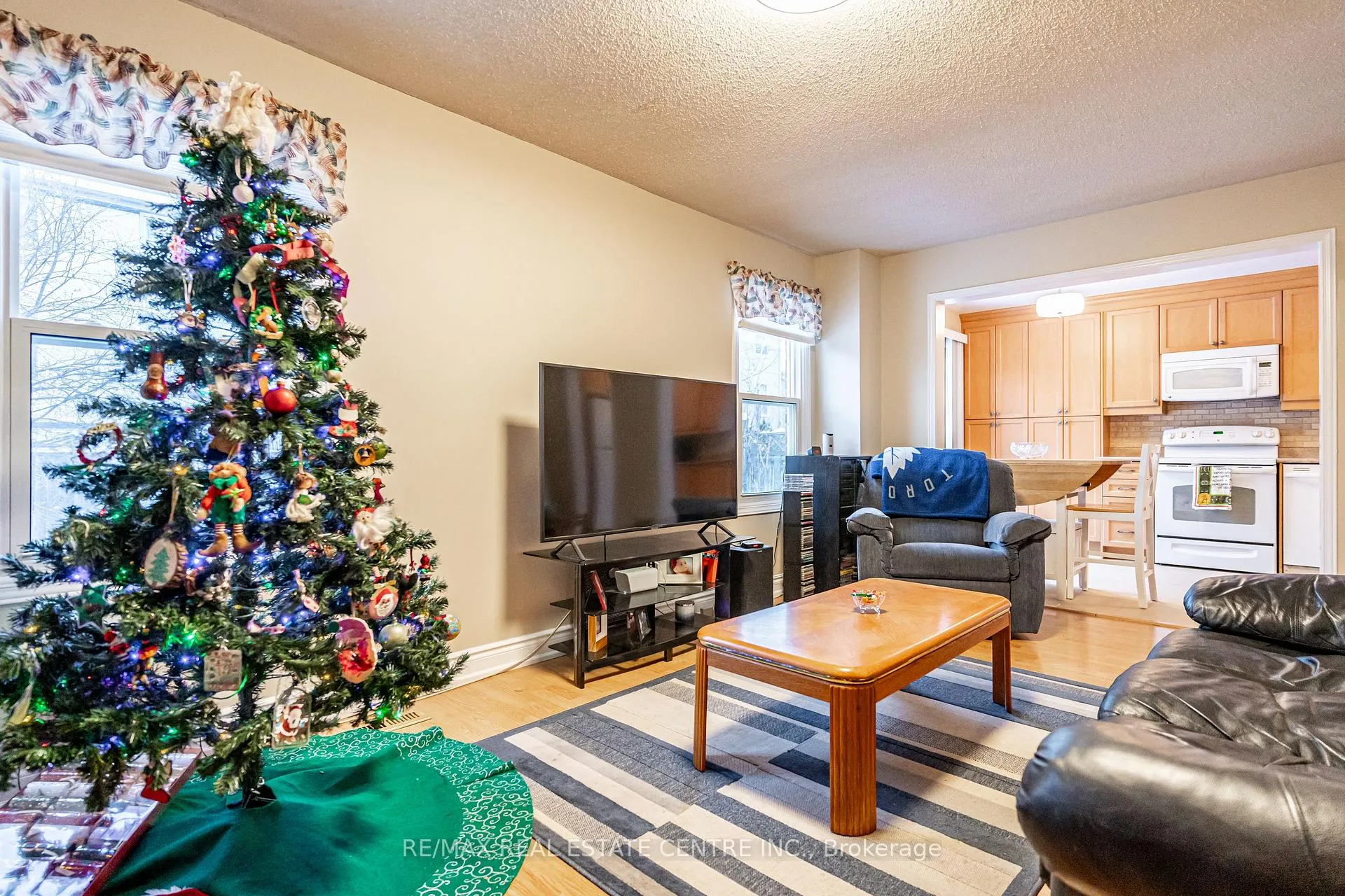 Photo 18 of 40 Cranmore Court, Brampton, Heart Lake West — HOMEH