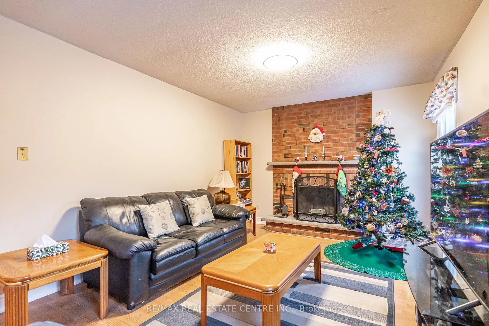 Photo 19 of 40 Cranmore Court, Brampton, Heart Lake West — HOMEH