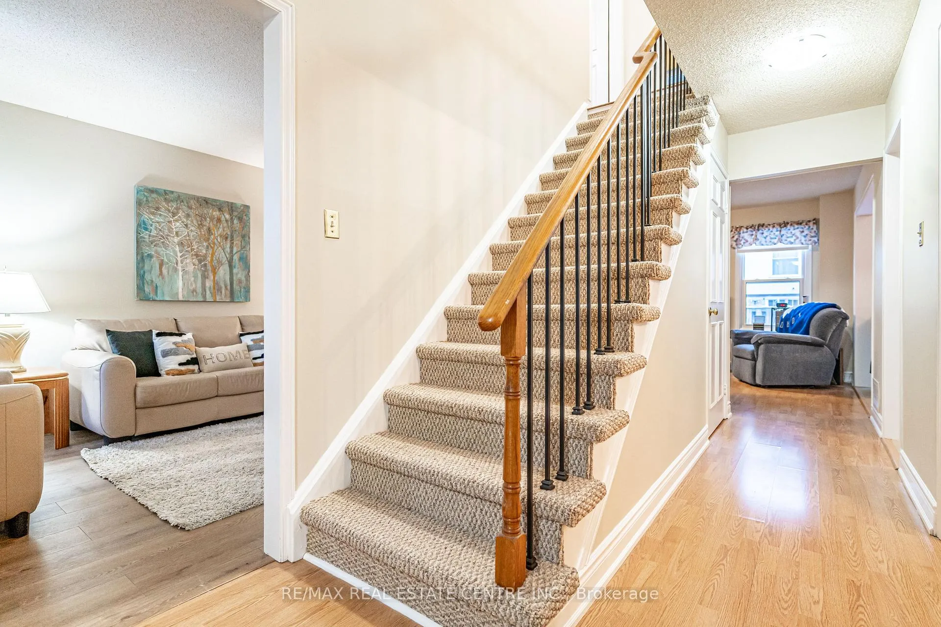Photo 23 of 40 Cranmore Court, Brampton, Heart Lake West — HOMEH