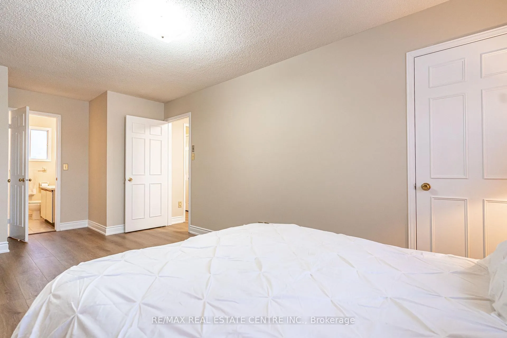 Photo 27 of 40 Cranmore Court, Brampton, Heart Lake West — HOMEH