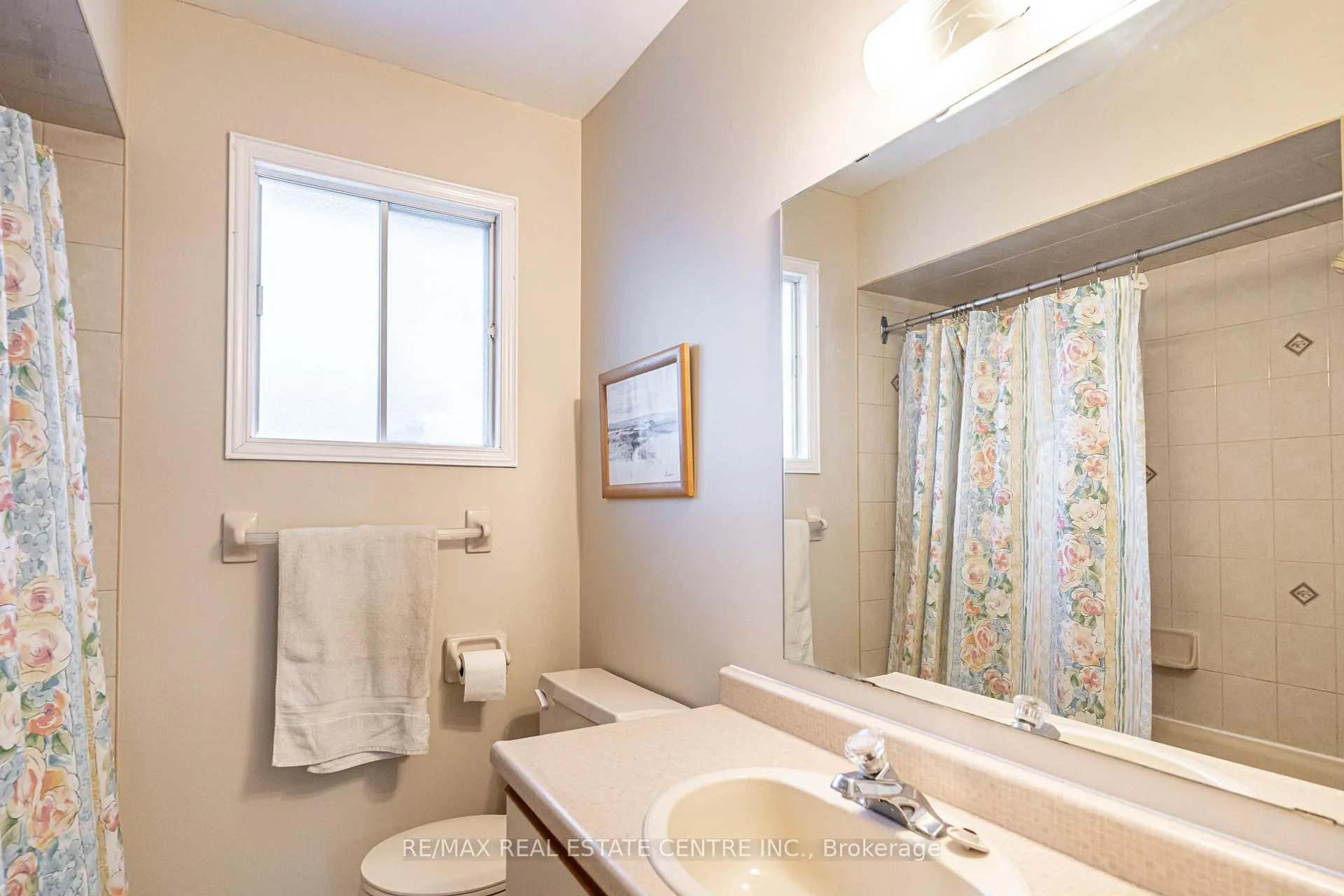 Photo 28 of 40 Cranmore Court, Brampton, Heart Lake West — HOMEH