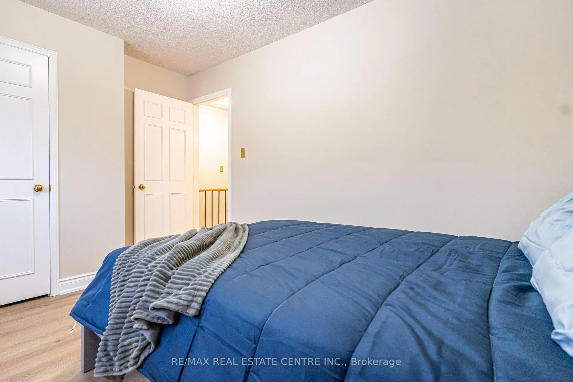 Photo 35 of 40 Cranmore Court, Brampton, Heart Lake West — HOMEH