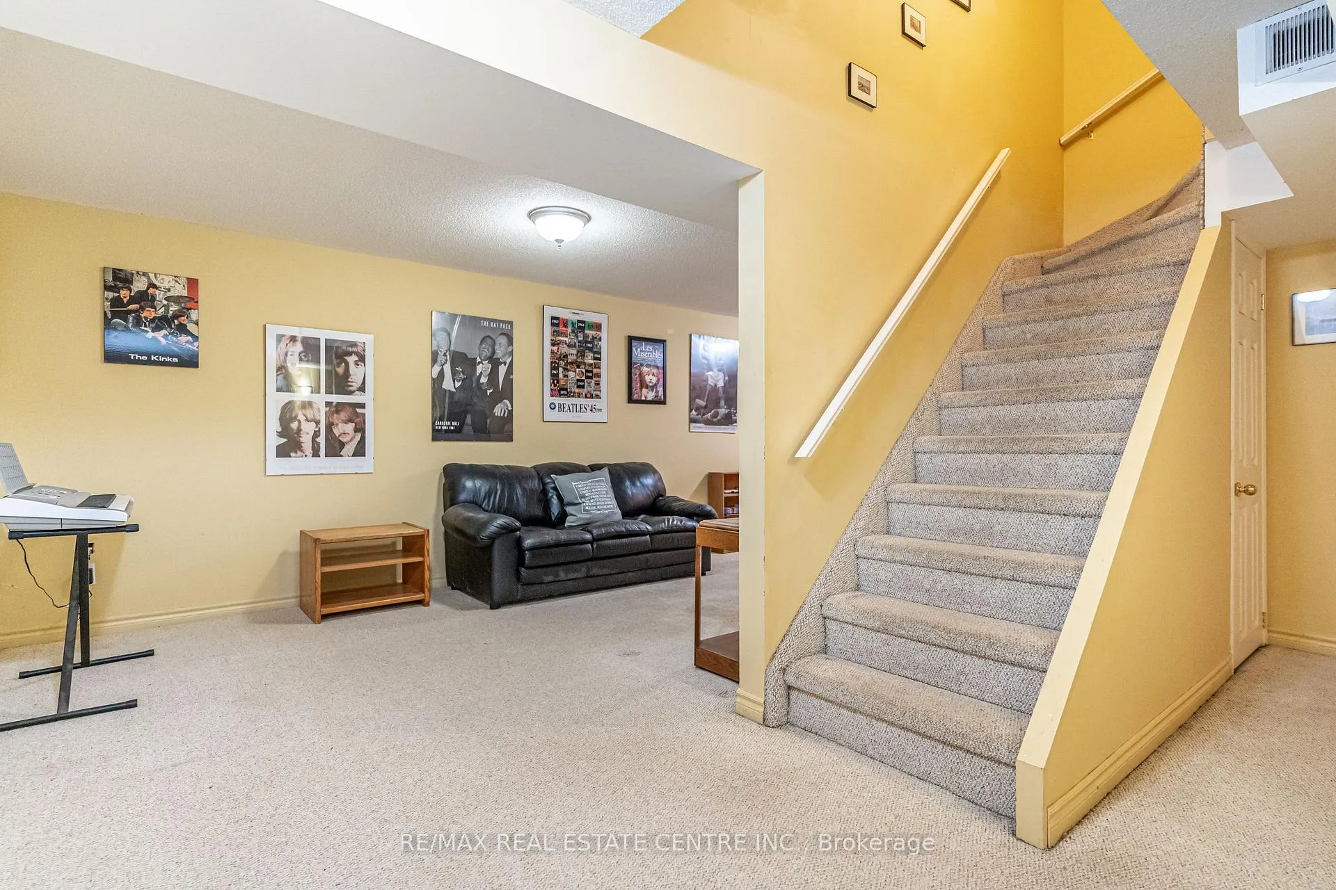 Photo 36 of 40 Cranmore Court, Brampton, Heart Lake West — HOMEH