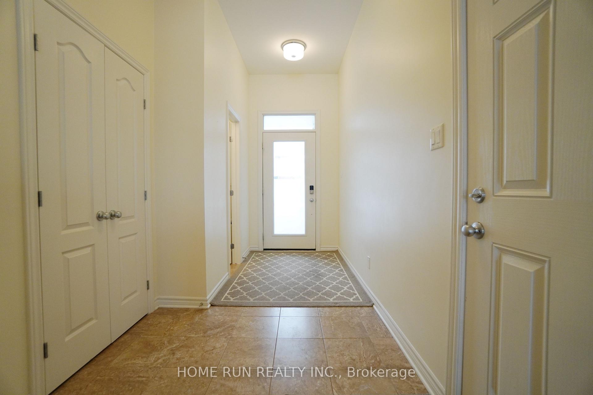 Photo 3 of 550 Jackdaw Avenue, Ottawa, Barrhaven - Half Moon Bay — HOMEH