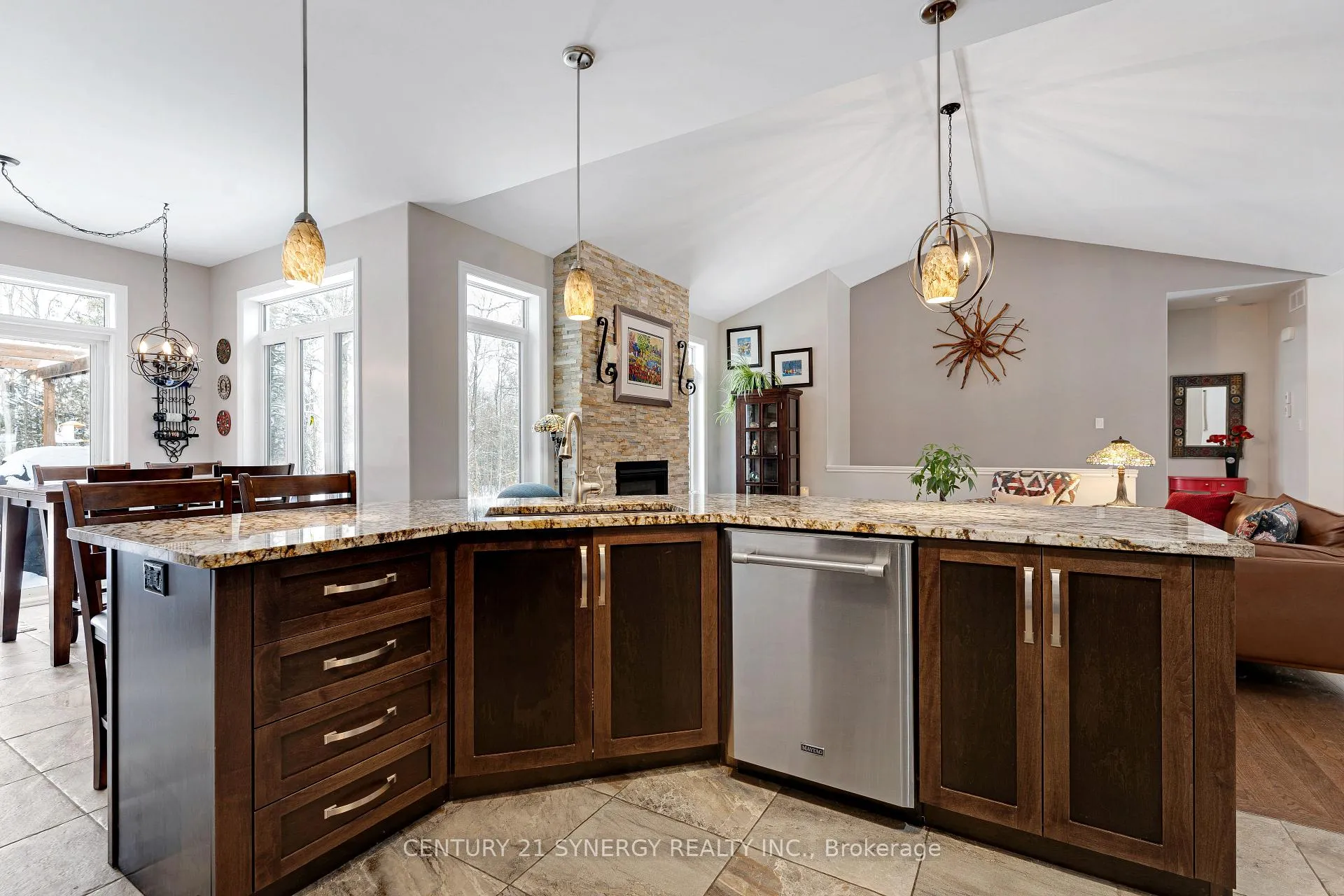 Photo 13 of 111 Facchin Drive, Beckwith, Beckwith Twp — HOMEH