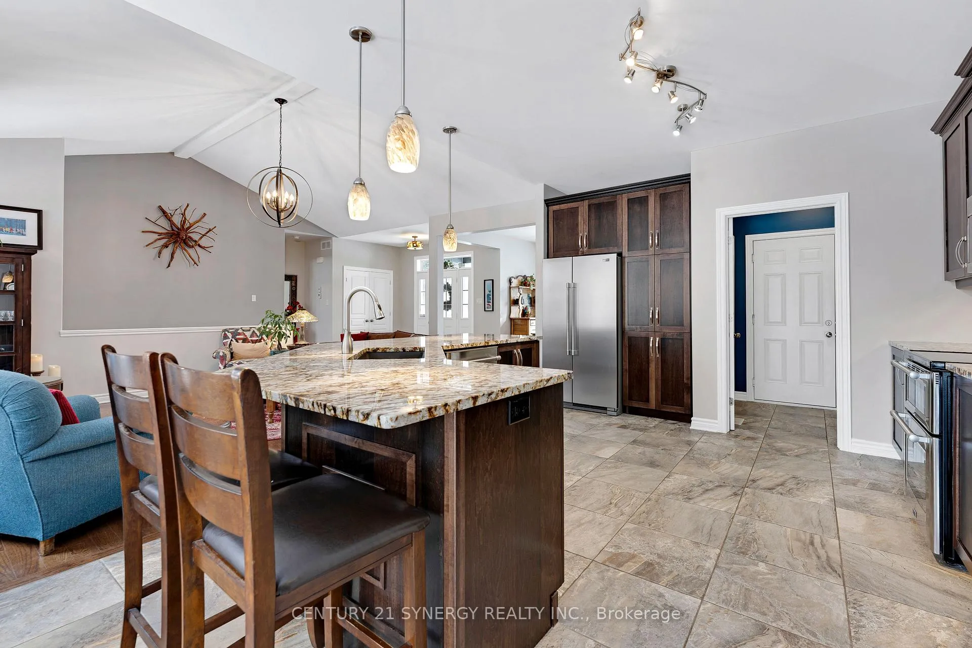 Photo 17 of 111 Facchin Drive, Beckwith, Beckwith Twp — HOMEH