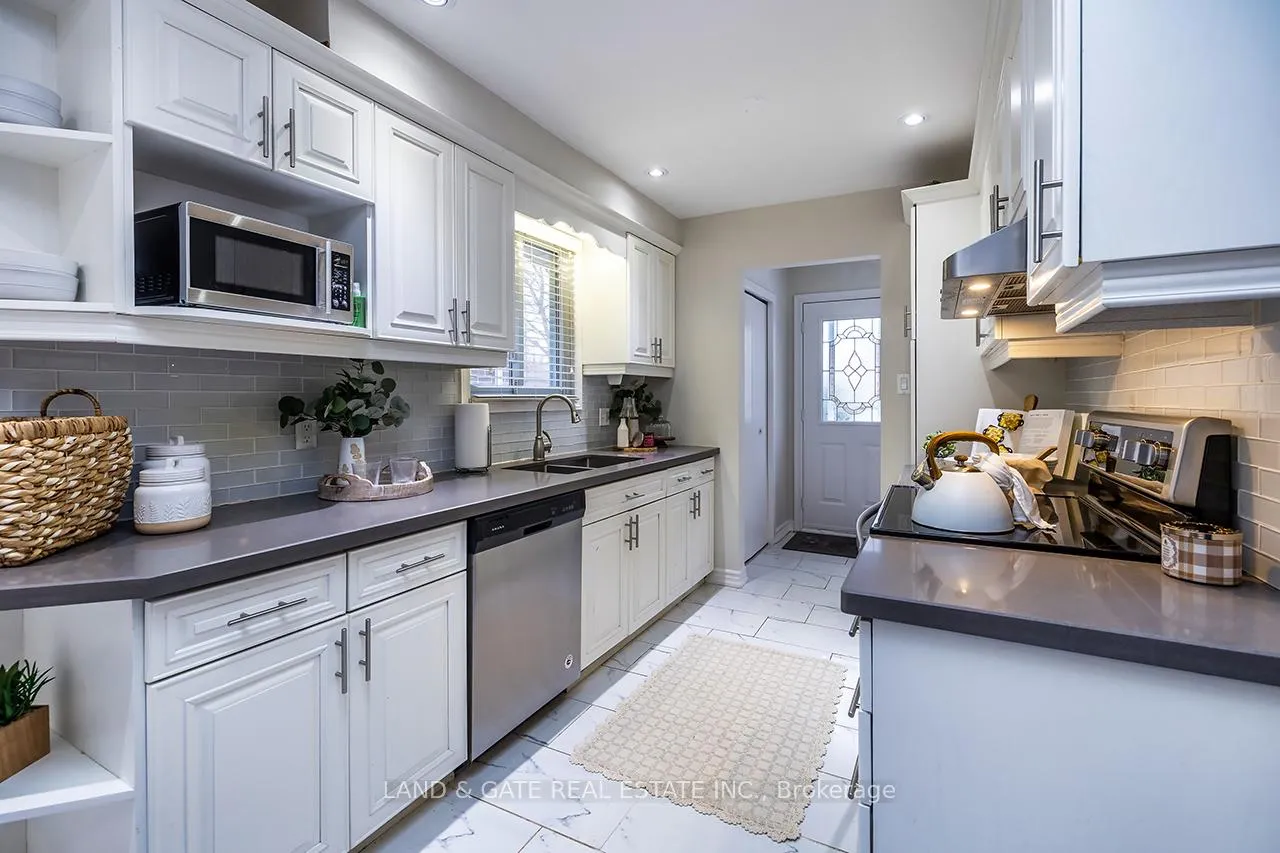 Photo 3 of 1184 Eldorado Avenue, Oshawa, Eastdale — HOMEH