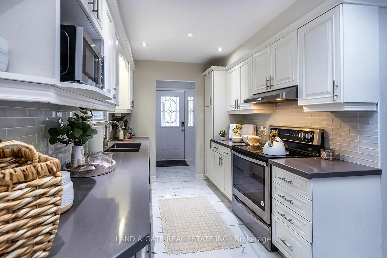 Photo 4 of 1184 Eldorado Avenue, Oshawa, Eastdale — HOMEH
