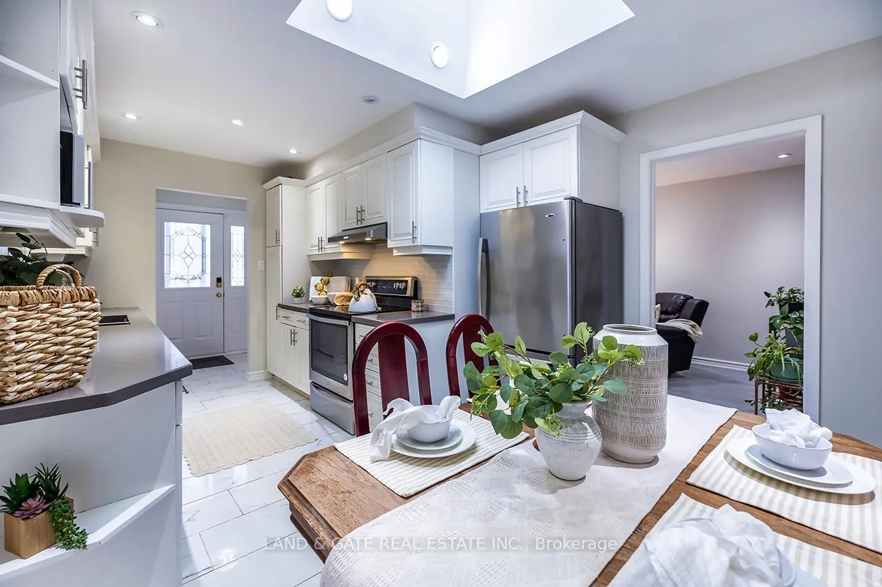 Photo 6 of 1184 Eldorado Avenue, Oshawa, Eastdale — HOMEH