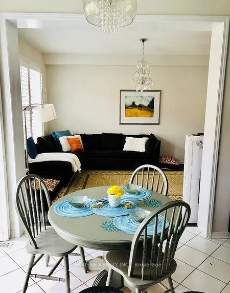 Photo 7 of 945 Farmstead Dr, Milton, Willmott — HOMEH