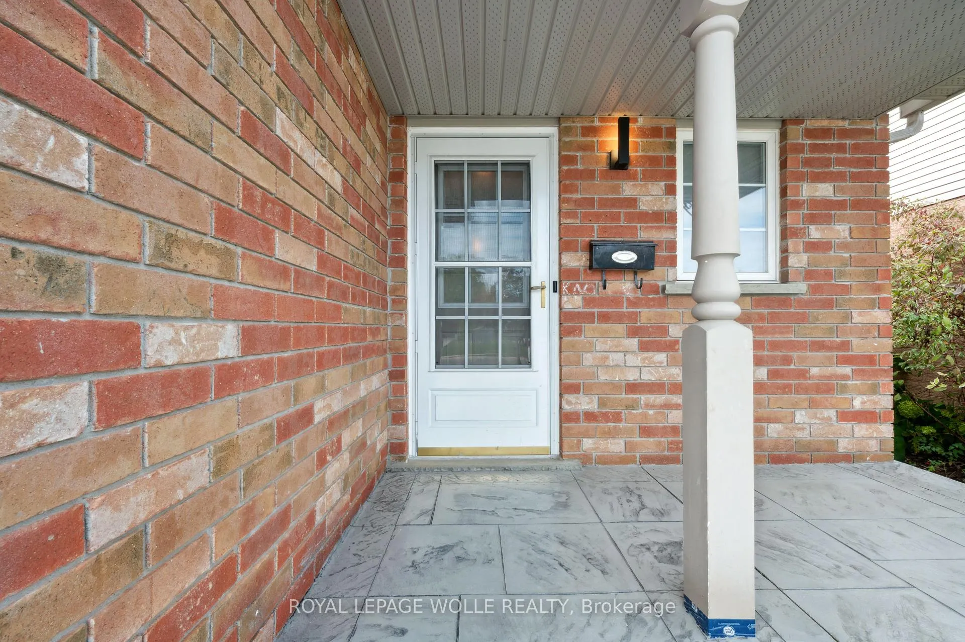 Photo 4 of 140 Veronica Drive, Kitchener — HOMEH