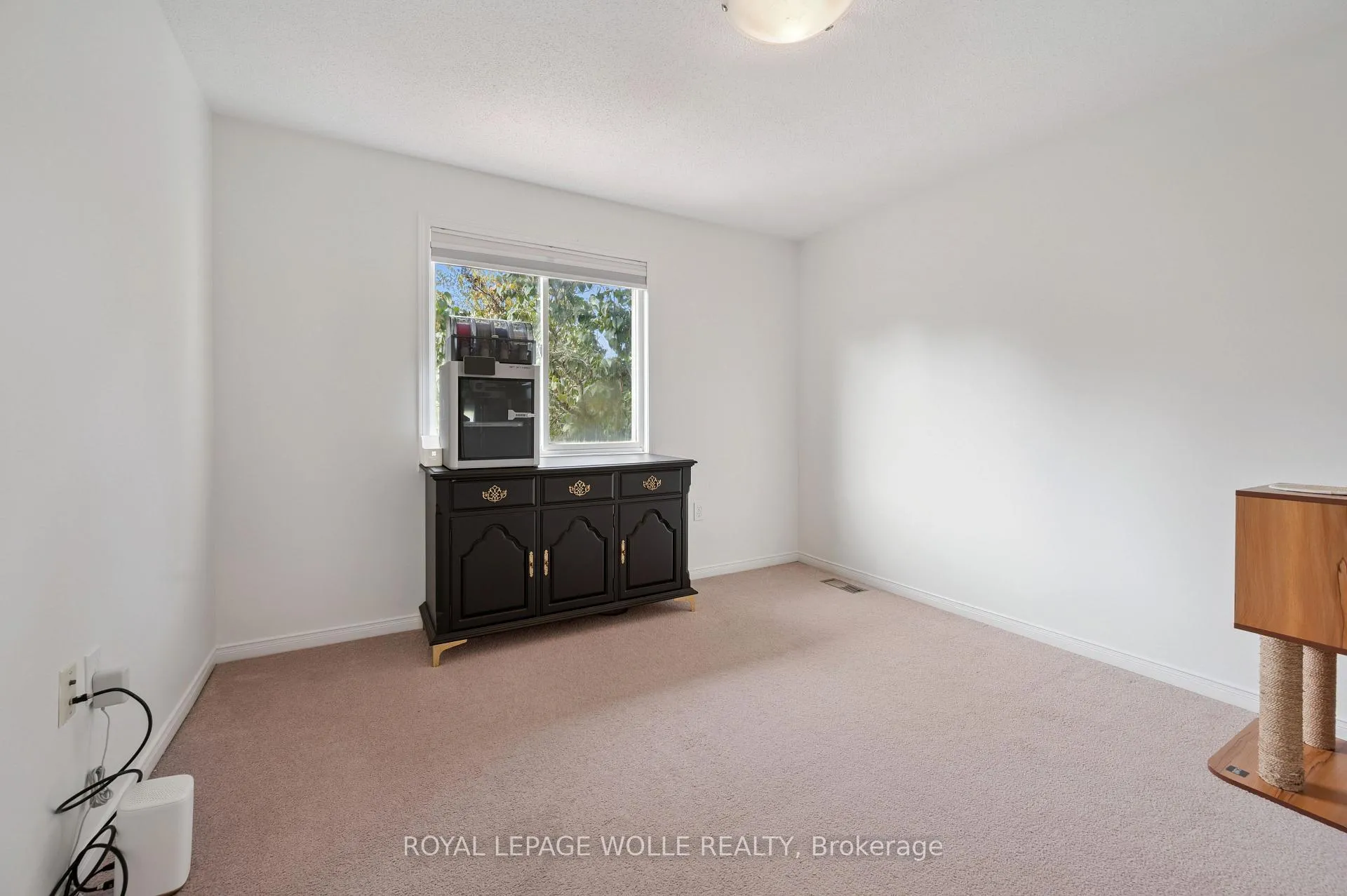 Photo 18 of 140 Veronica Drive, Kitchener — HOMEH