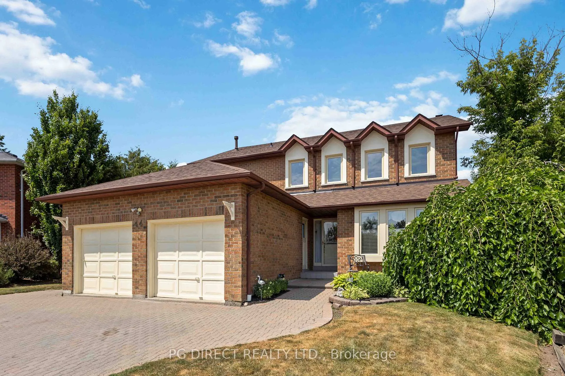 Photo 2 of 44 Henderson Drive, Whitby, Pringle Creek — HOMEH