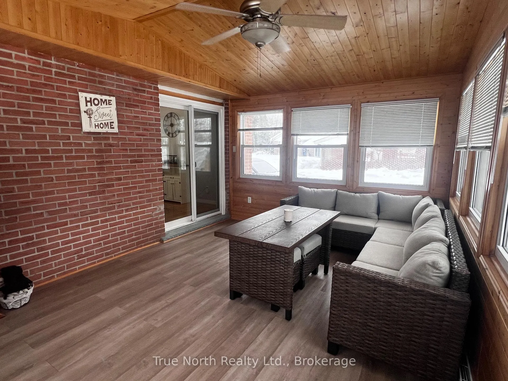 Photo 14 of 1 Kent Place, Kapuskasing — HOMEH