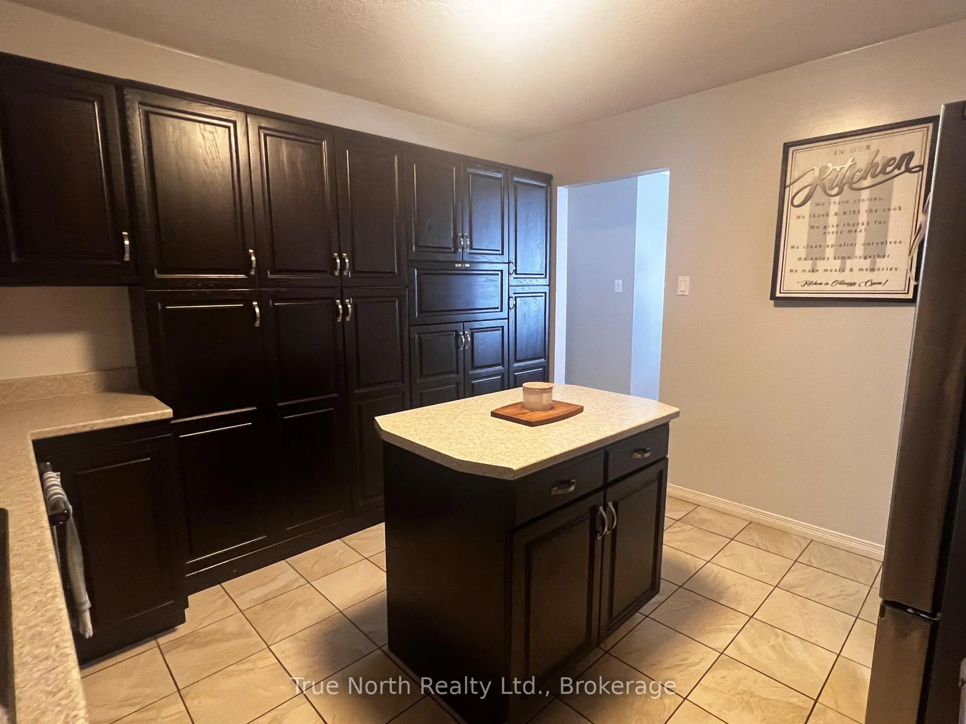 Photo 18 of 1 Kent Place, Kapuskasing — HOMEH