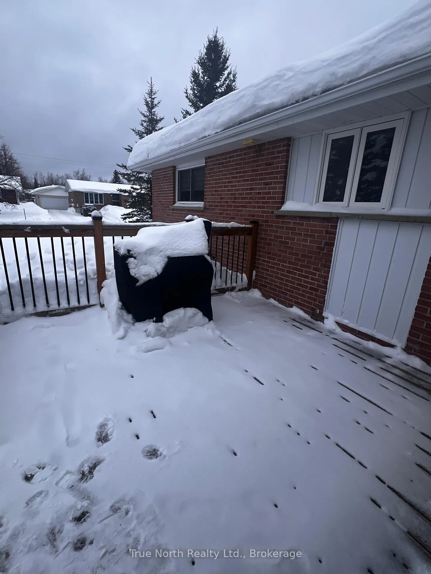 Photo 38 of 1 Kent Place, Kapuskasing — HOMEH