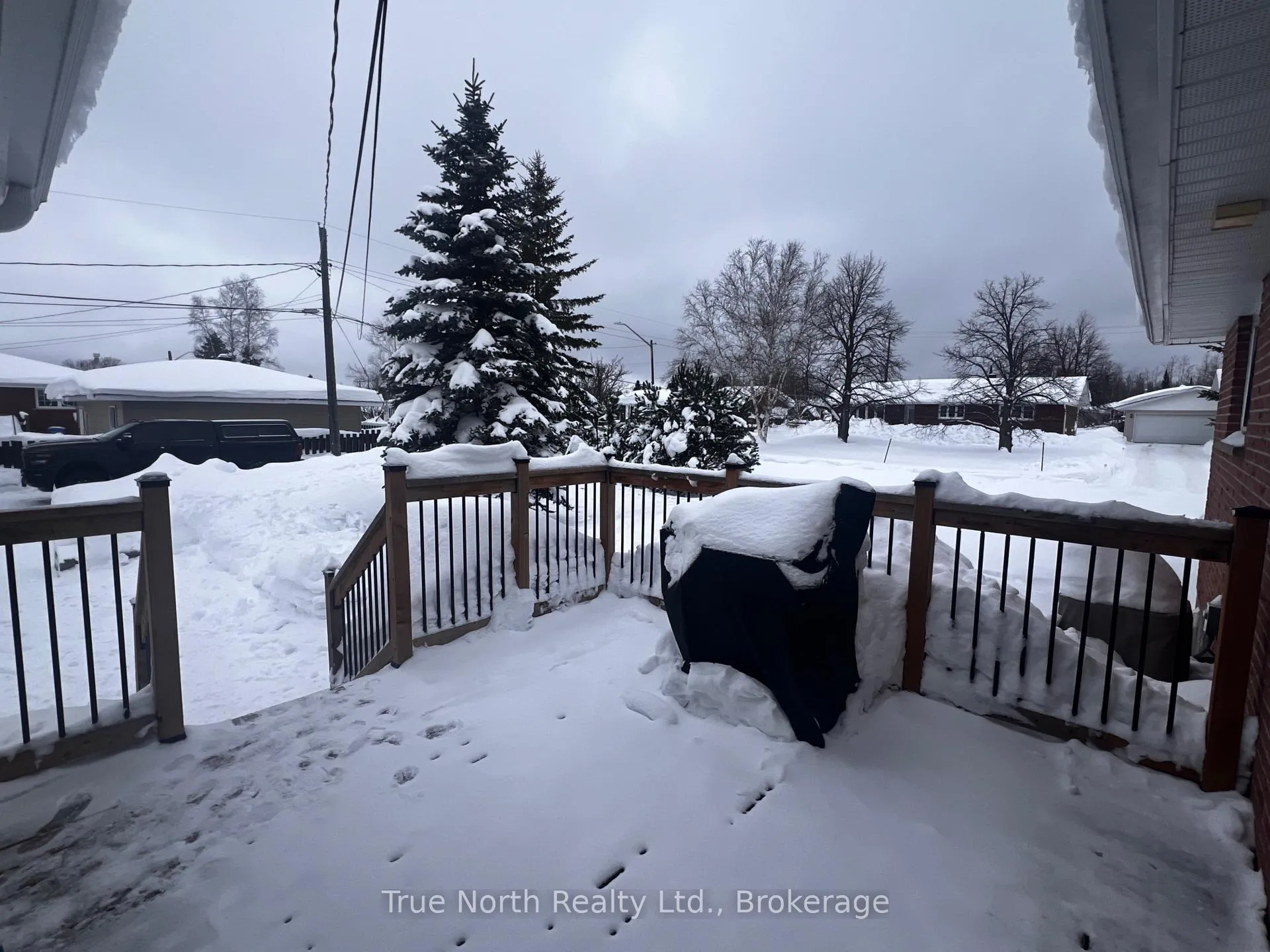 Photo 39 of 1 Kent Place, Kapuskasing — HOMEH