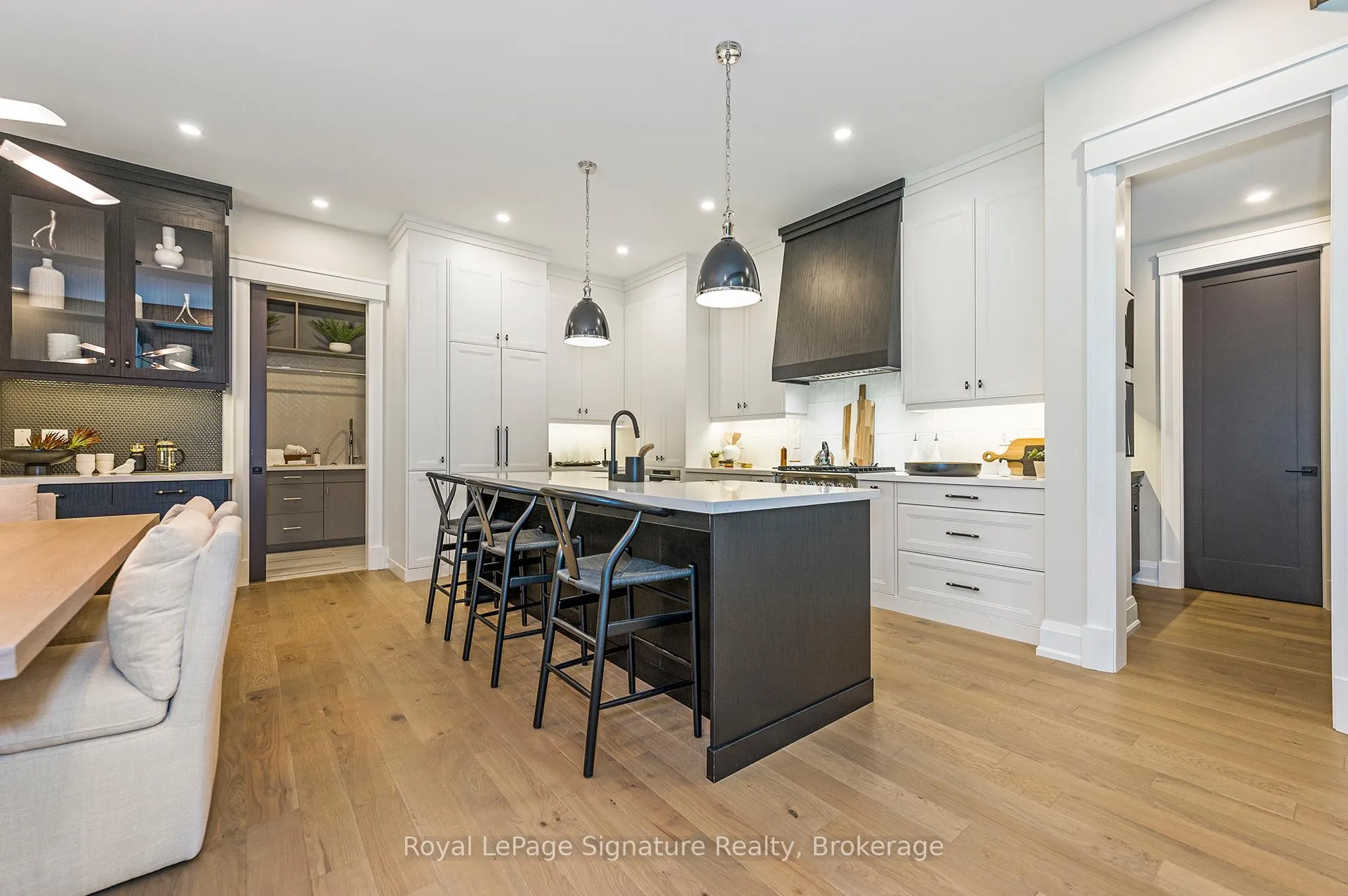 Photo 13 of 106 Dorothy Drive, Blue Mountains — HOMEH