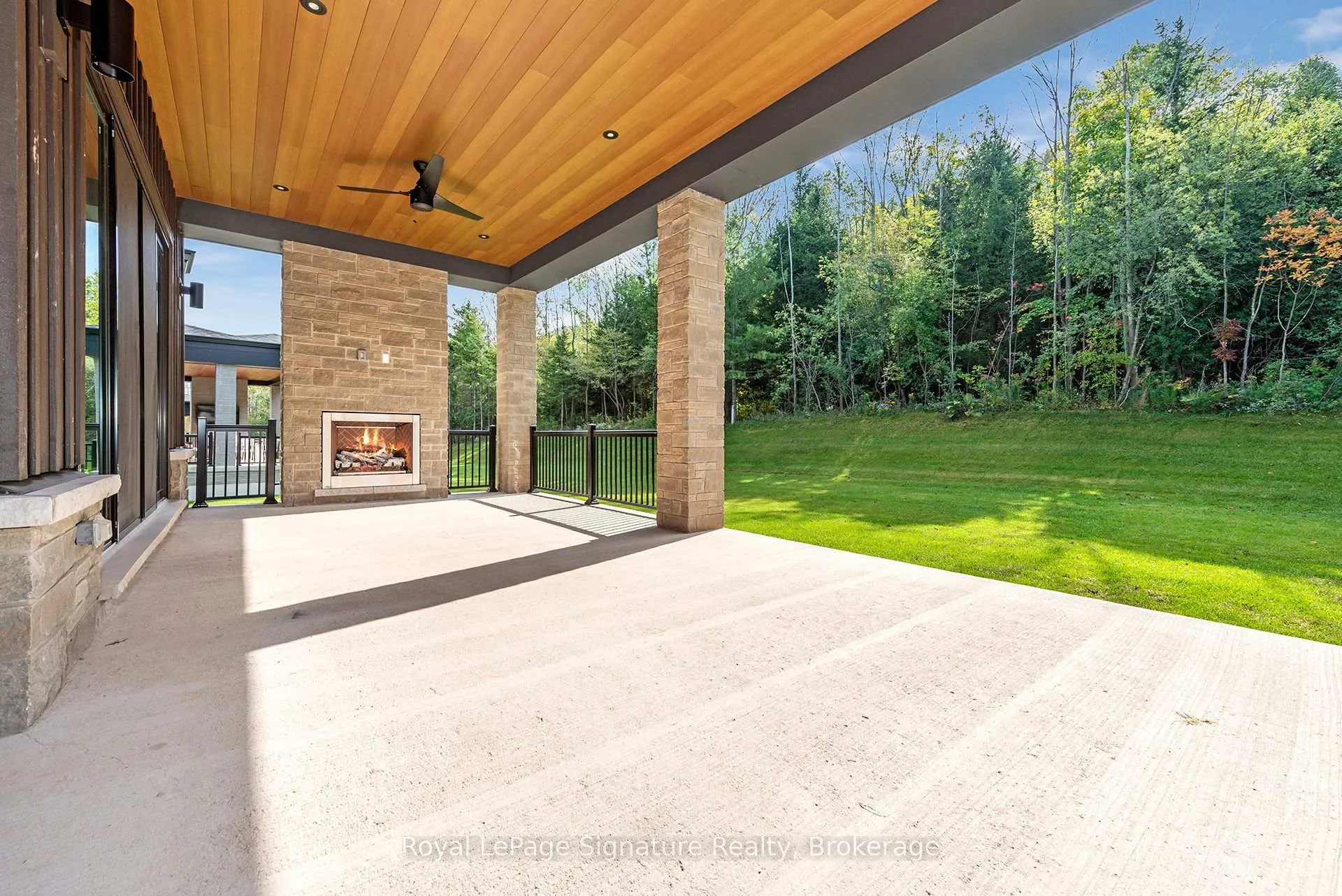 Photo 15 of 106 Dorothy Drive, Blue Mountains — HOMEH