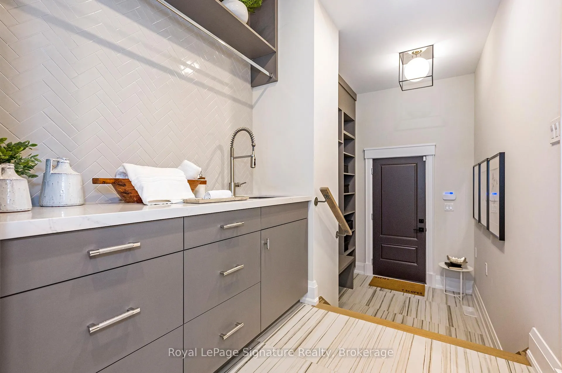 Photo 21 of 106 Dorothy Drive, Blue Mountains — HOMEH
