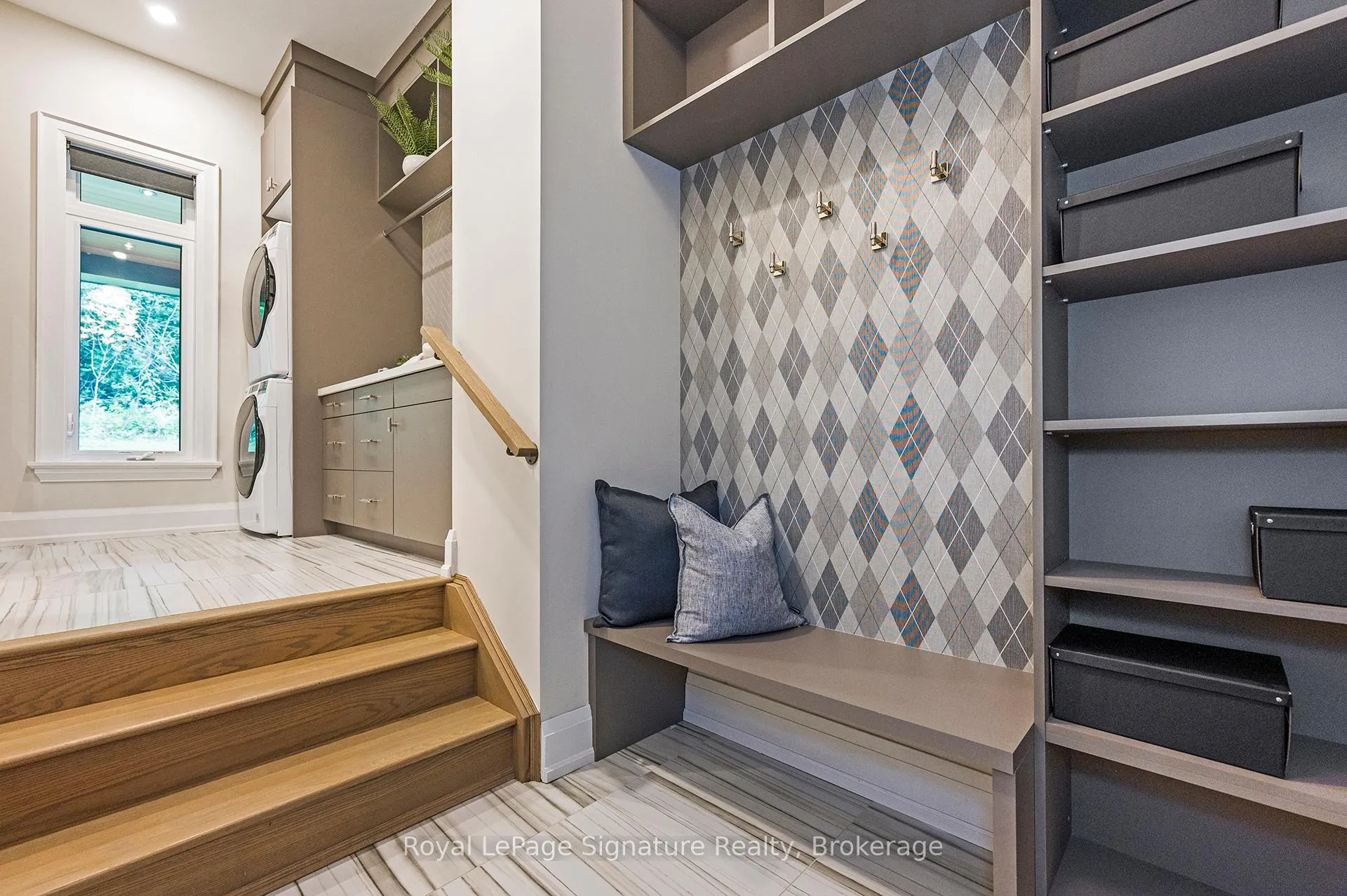 Photo 22 of 106 Dorothy Drive, Blue Mountains — HOMEH