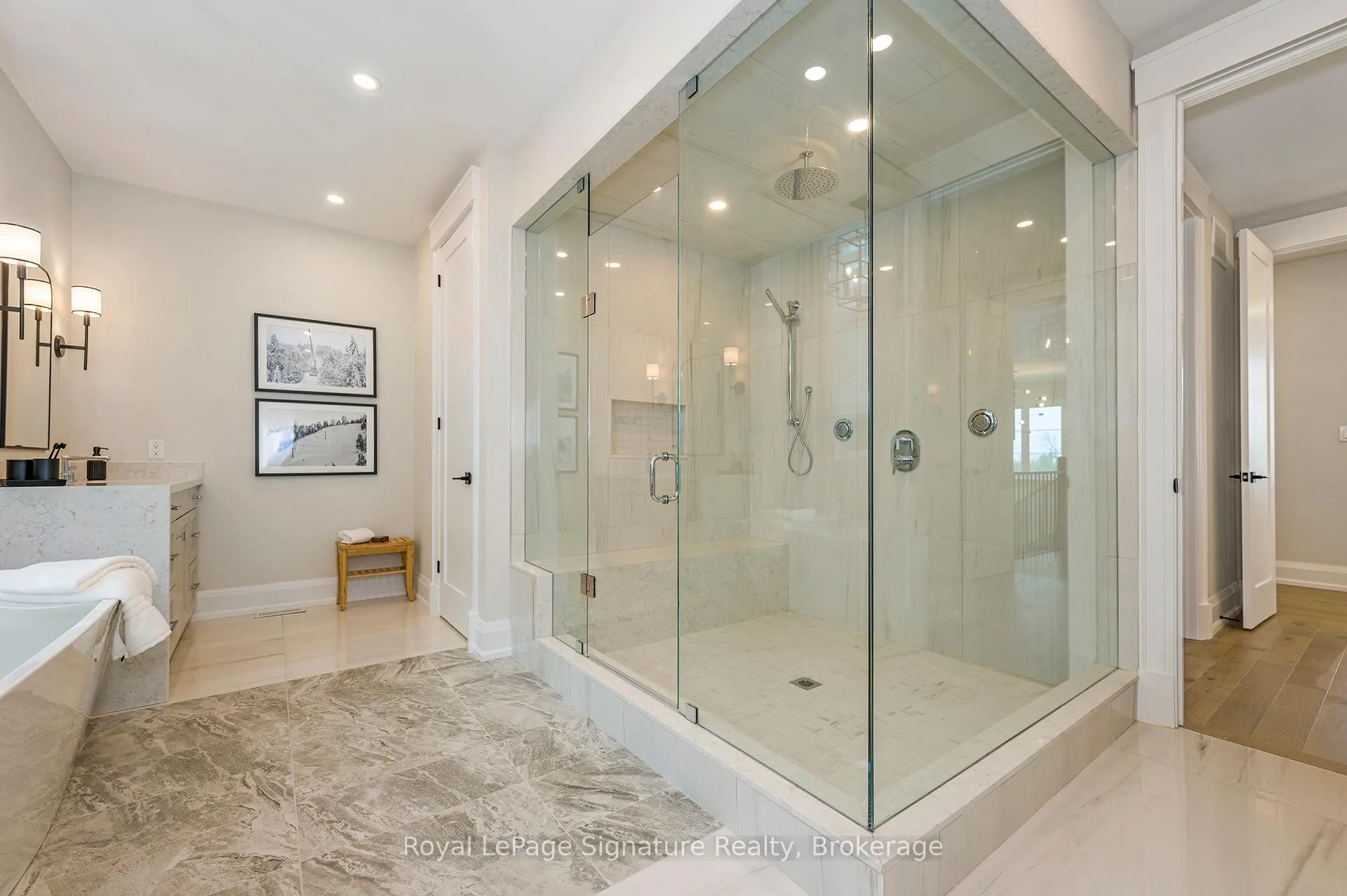 Photo 28 of 106 Dorothy Drive, Blue Mountains — HOMEH