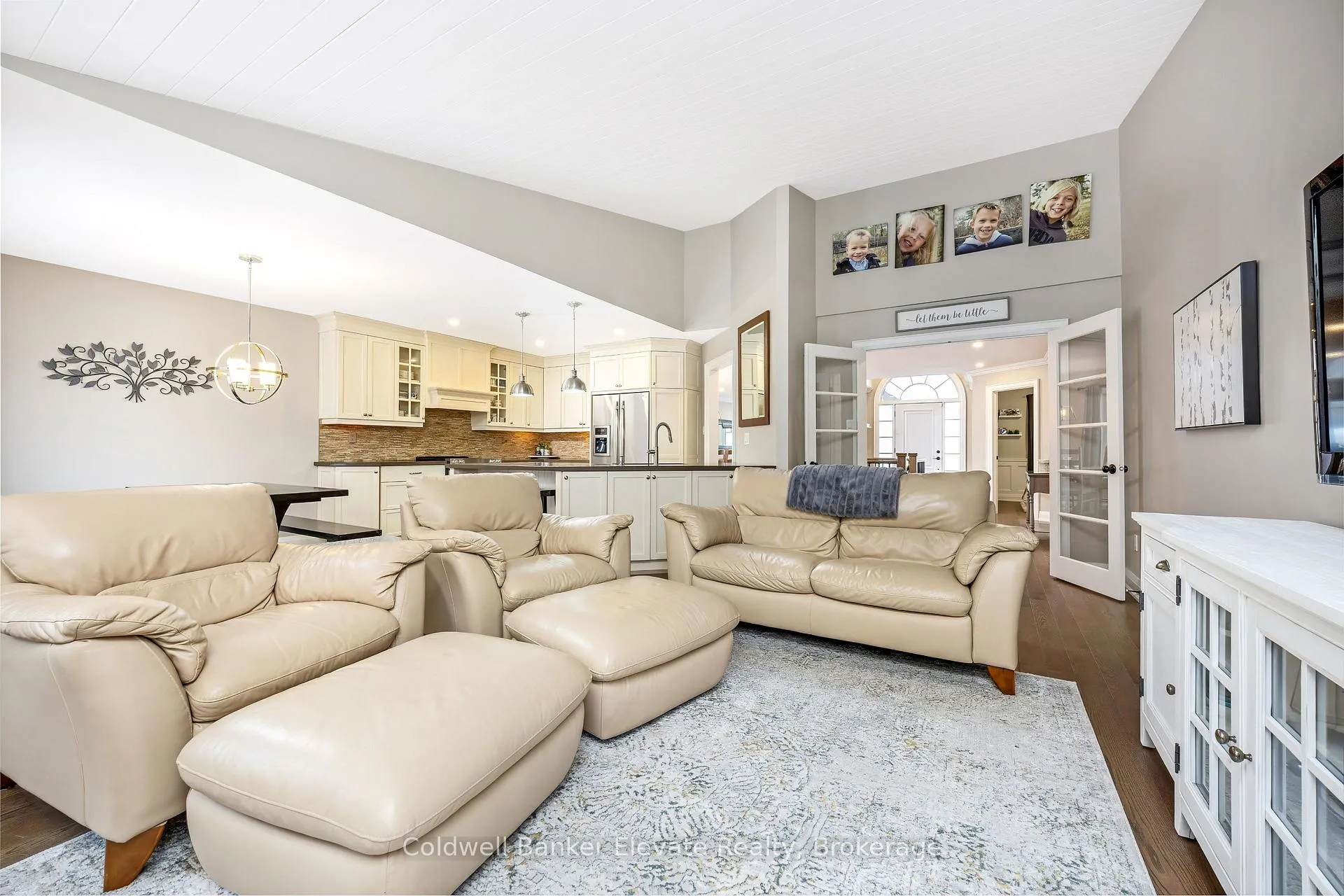 Photo 12 of 43 Newman Place, Halton Hills, Georgetown — HOMEH