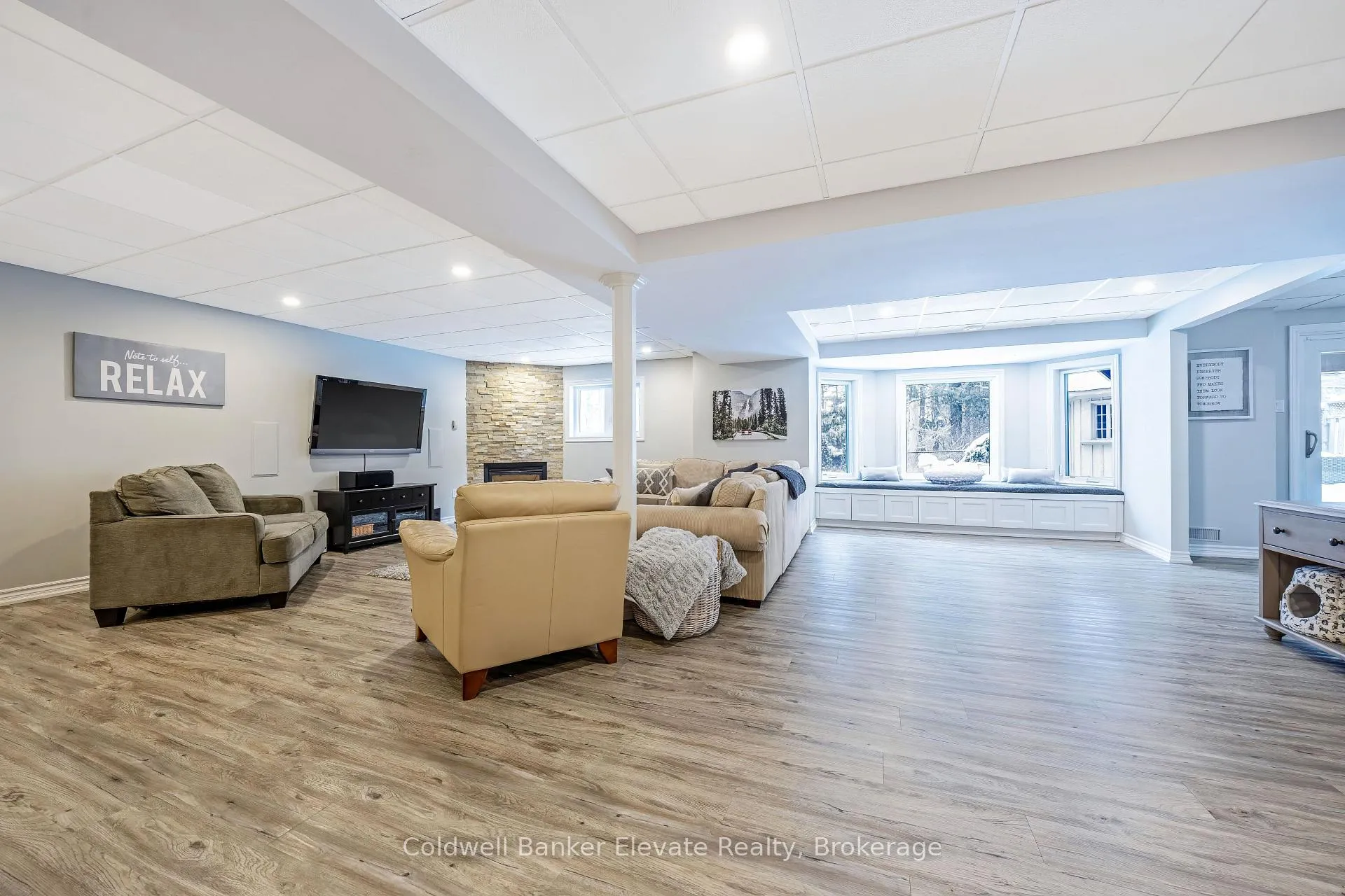 Photo 30 of 43 Newman Place, Halton Hills, Georgetown — HOMEH