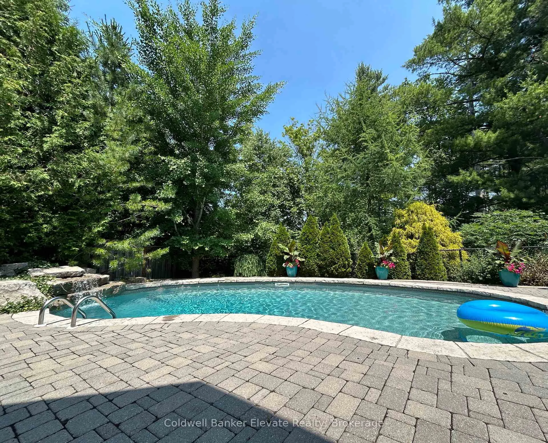 Photo 46 of 43 Newman Place, Halton Hills, Georgetown — HOMEH