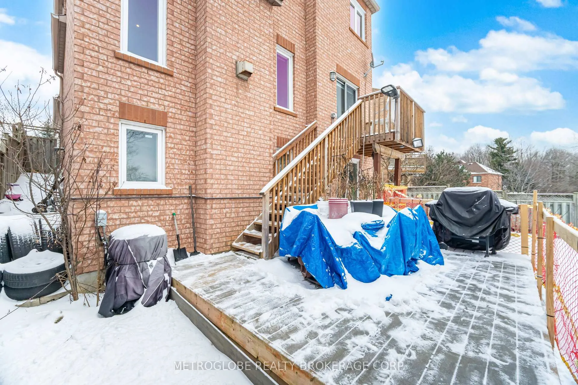 Photo 27 of 231 Matthew Drive, Vaughan, East Woodbridge — HOMEH