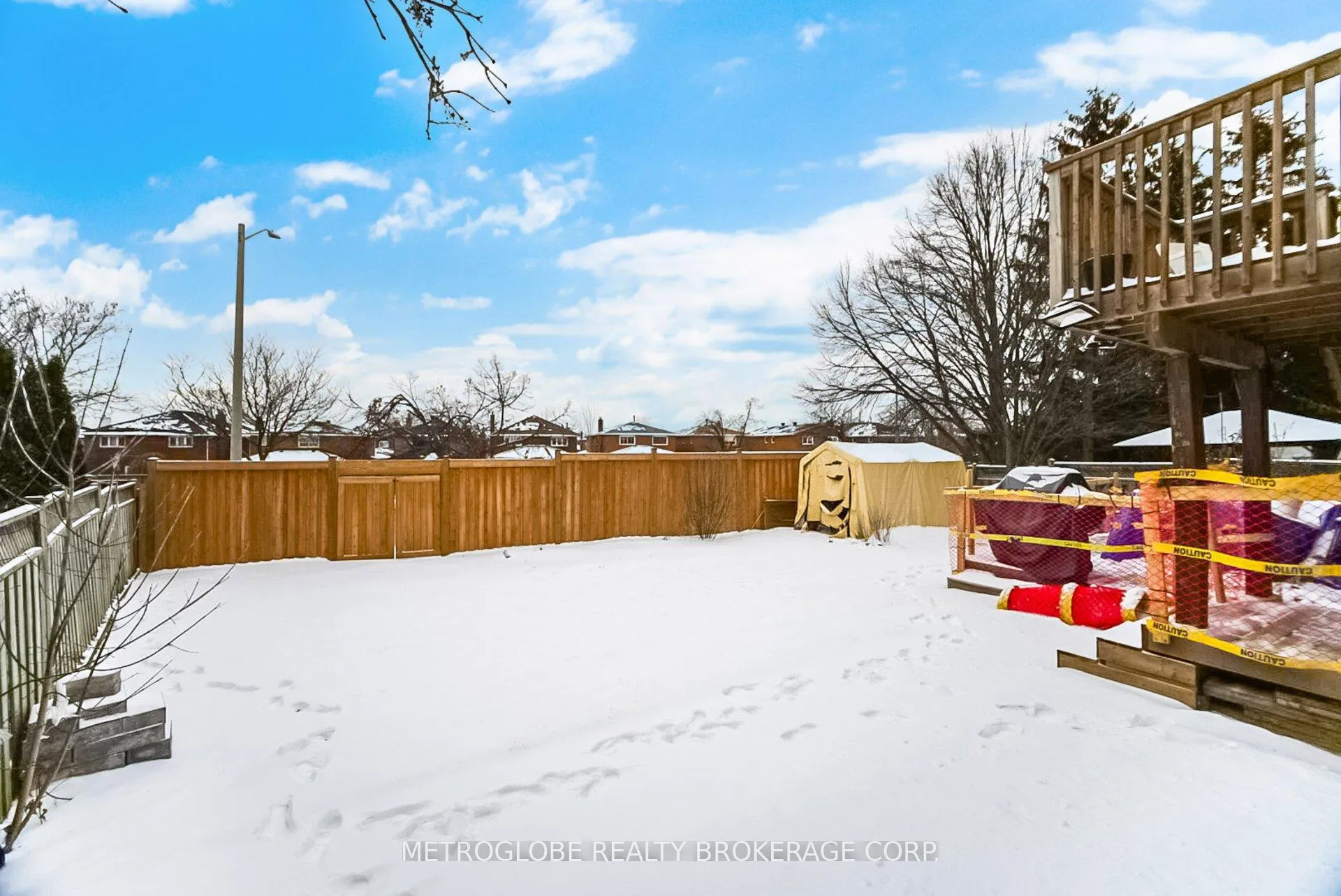 Photo 29 of 231 Matthew Drive, Vaughan, East Woodbridge — HOMEH