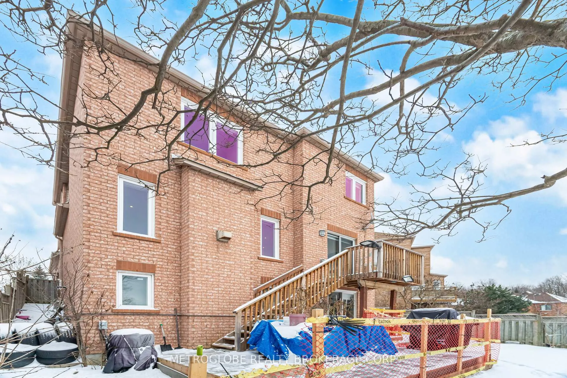 Photo 31 of 231 Matthew Drive, Vaughan, East Woodbridge — HOMEH