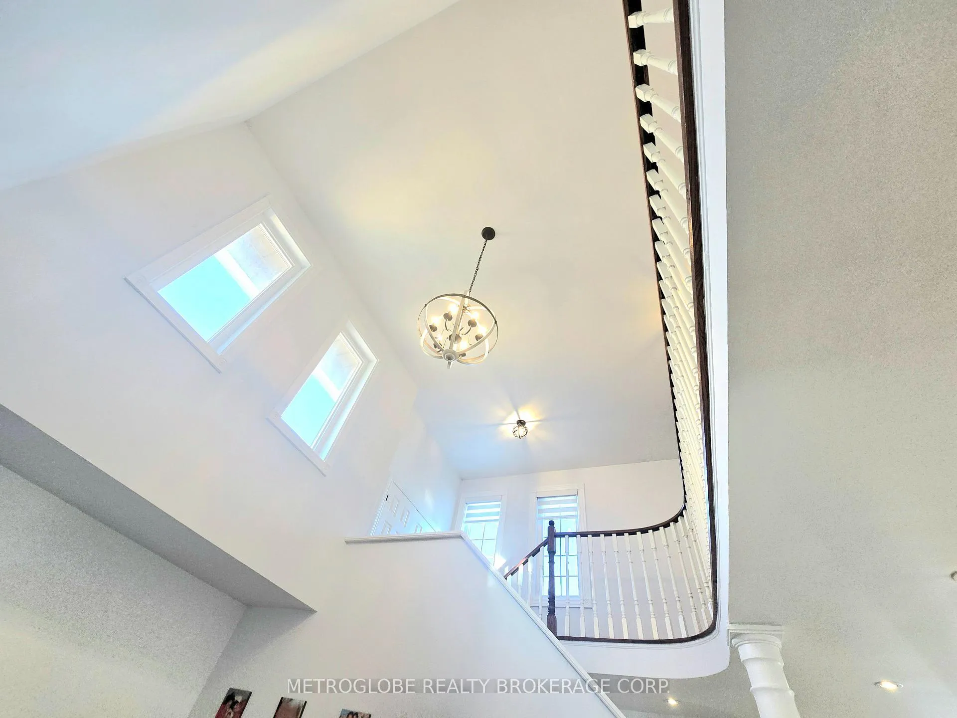 Photo 37 of 231 Matthew Drive, Vaughan, East Woodbridge — HOMEH