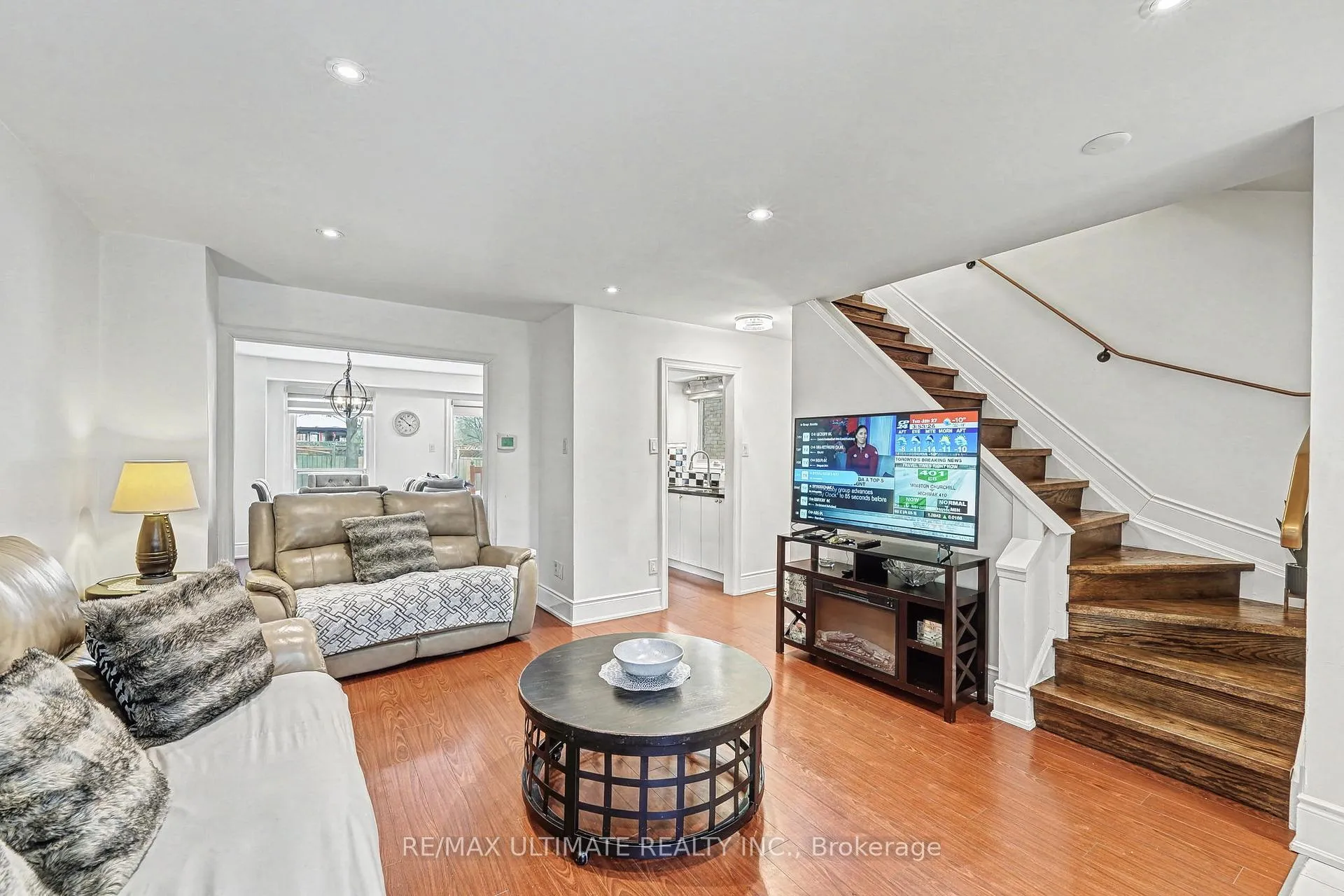 Photo 3 of 29 Kipling Crescent, Ajax, South West — HOMEH