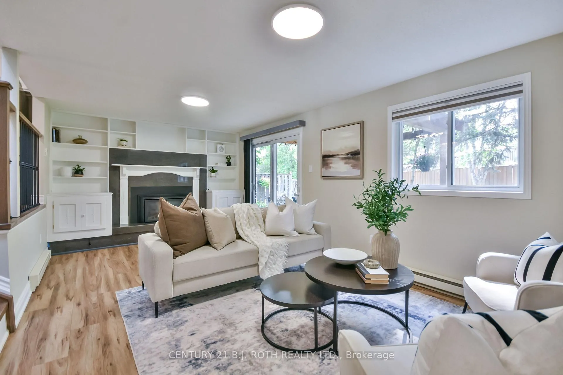 Photo 14 of 49 Ridgeway Avenue, Barrie, Allandale Heights — HOMEH