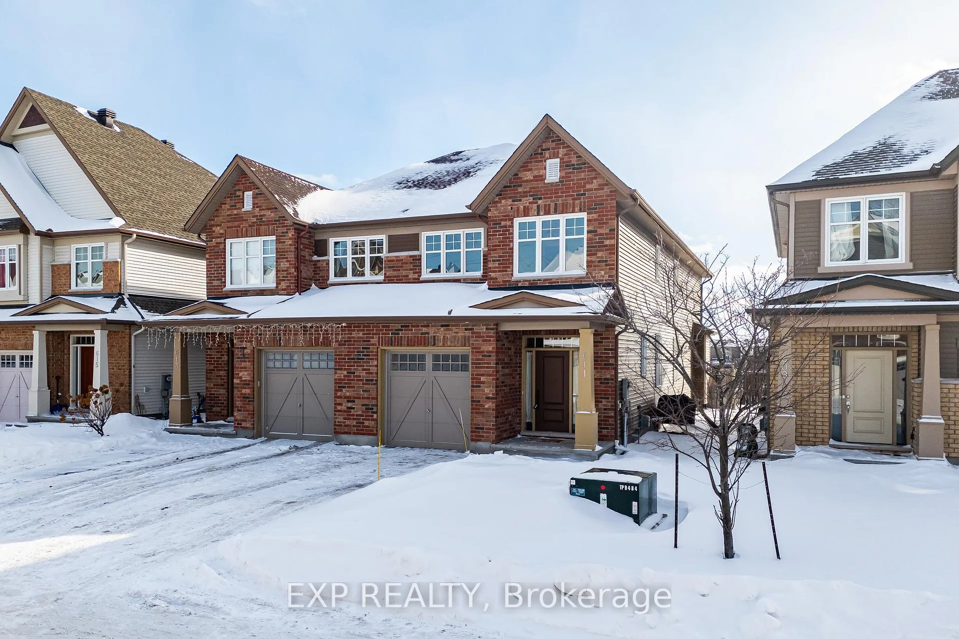 Photo 1 of 611 Moorpark Avenue, Ottawa, Kanata - Emerald Meadows/Trailwest — HOMEH