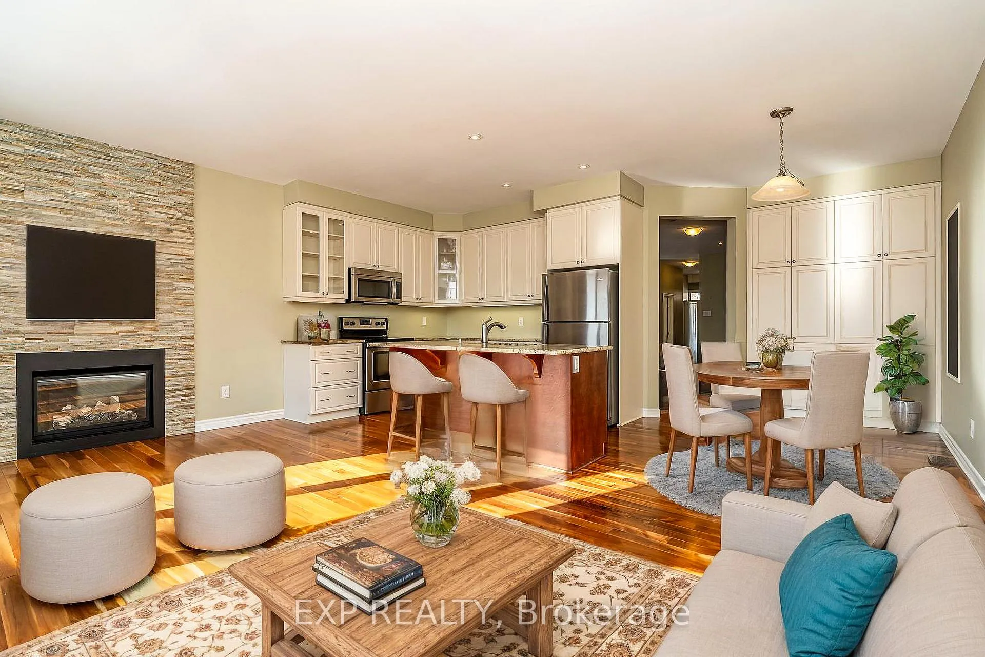 Photo 14 of 611 Moorpark Avenue, Ottawa, Kanata - Emerald Meadows/Trailwest — HOMEH