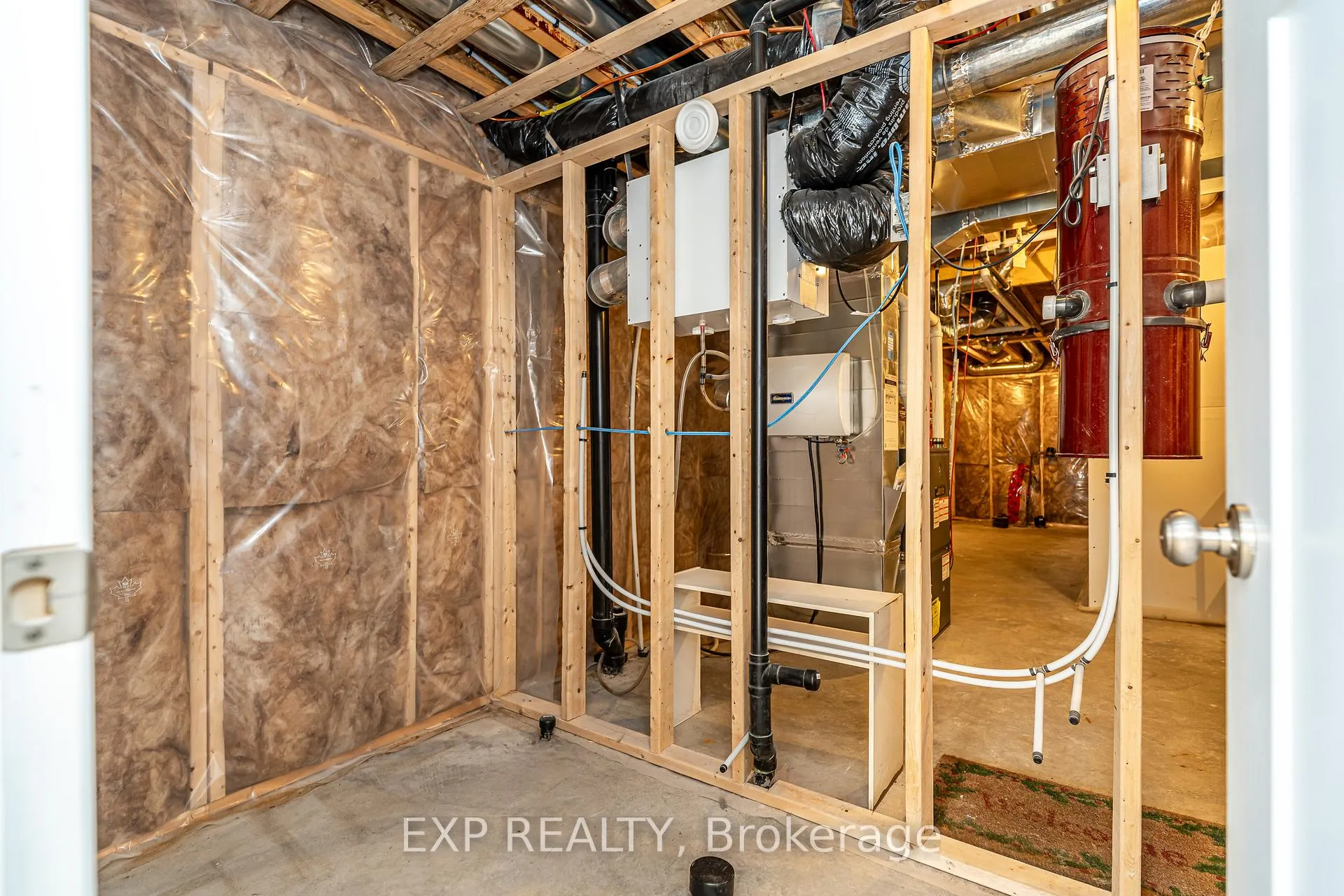 Photo 39 of 611 Moorpark Avenue, Ottawa, Kanata - Emerald Meadows/Trailwest — HOMEH