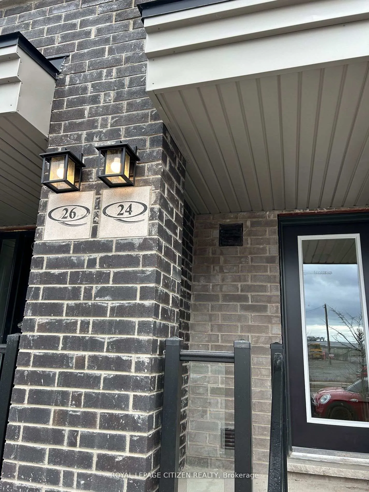 Photo 4 of 24 Esquire Way E, Whitby, Taunton North — HOMEH