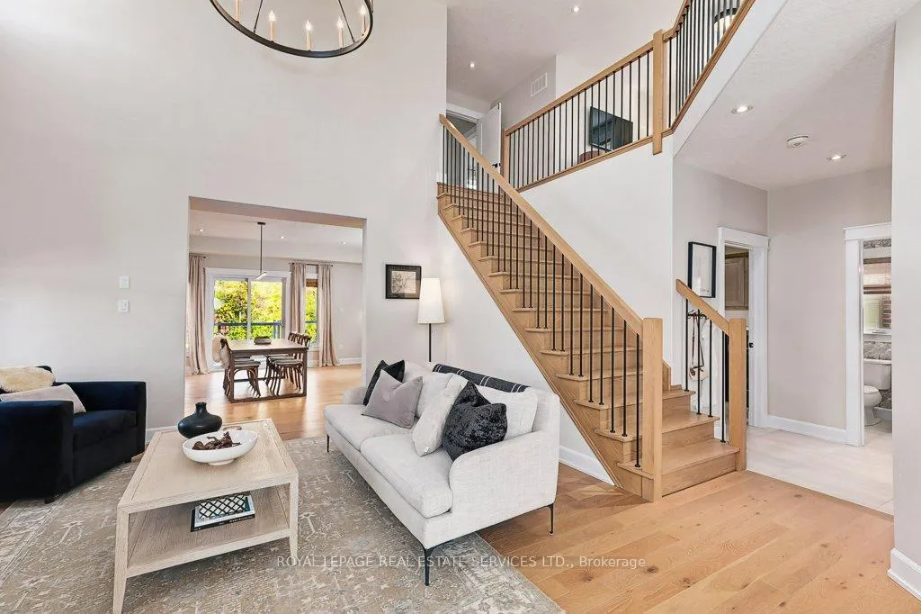 Photo 12 of 52 Foley Cres, Collingwood — HOMEH