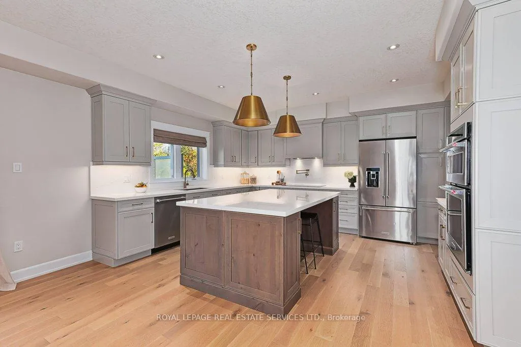 Photo 14 of 52 Foley Cres, Collingwood — HOMEH