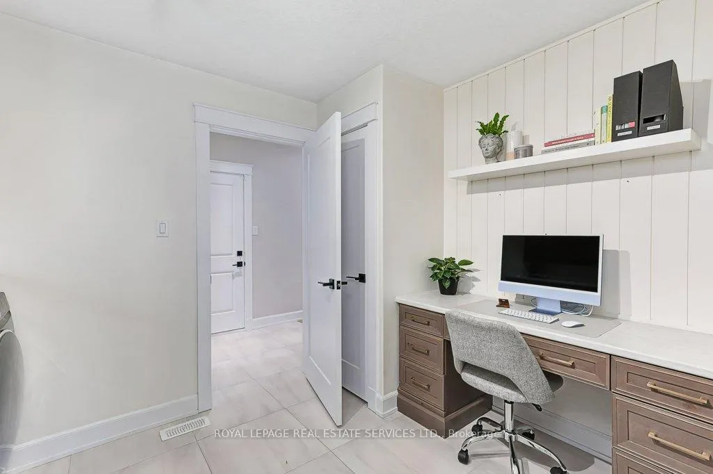 Photo 18 of 52 Foley Cres, Collingwood — HOMEH